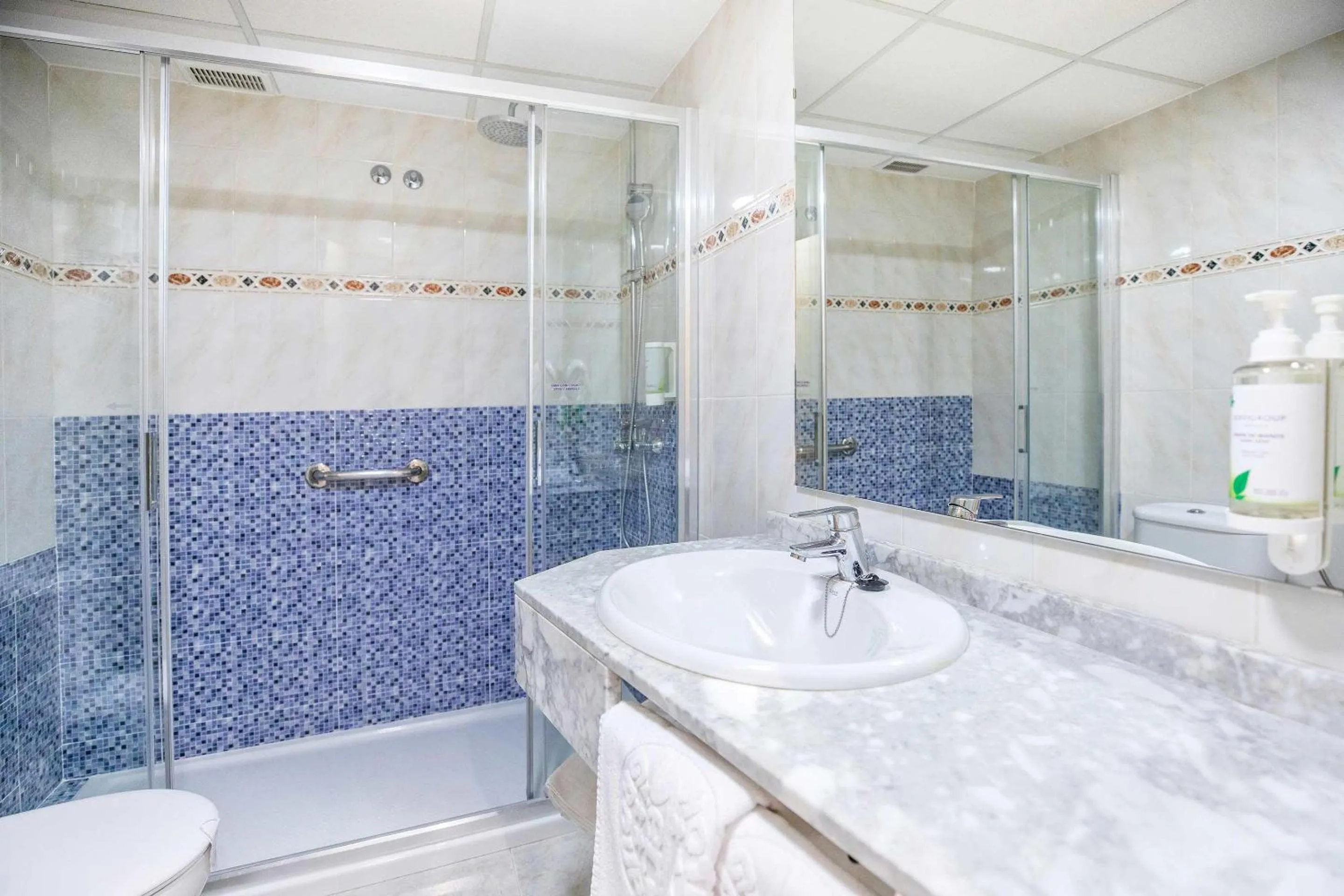 Bathroom in Hotel Servigroup Rialto