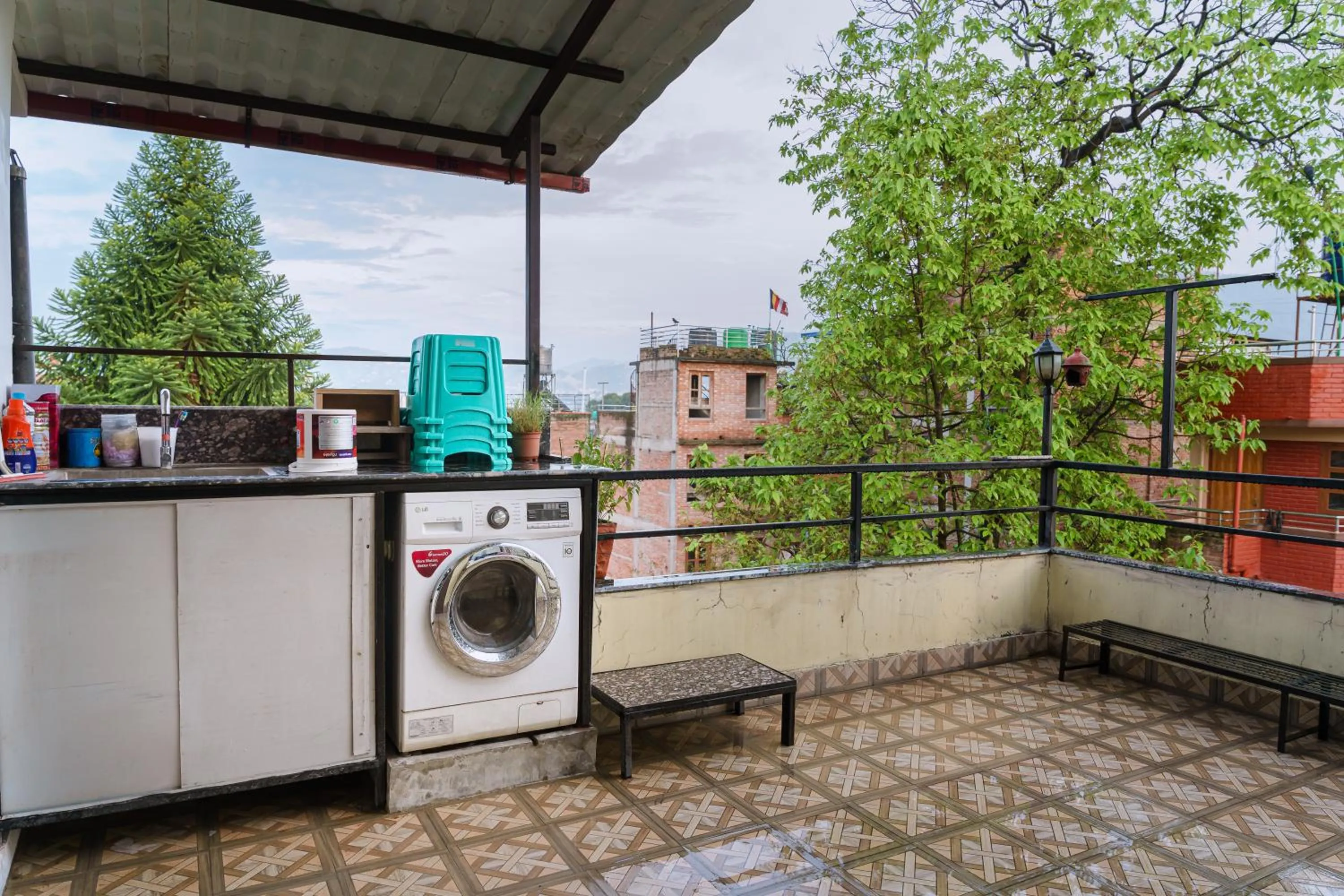 Balcony/Terrace in Sweet Inn