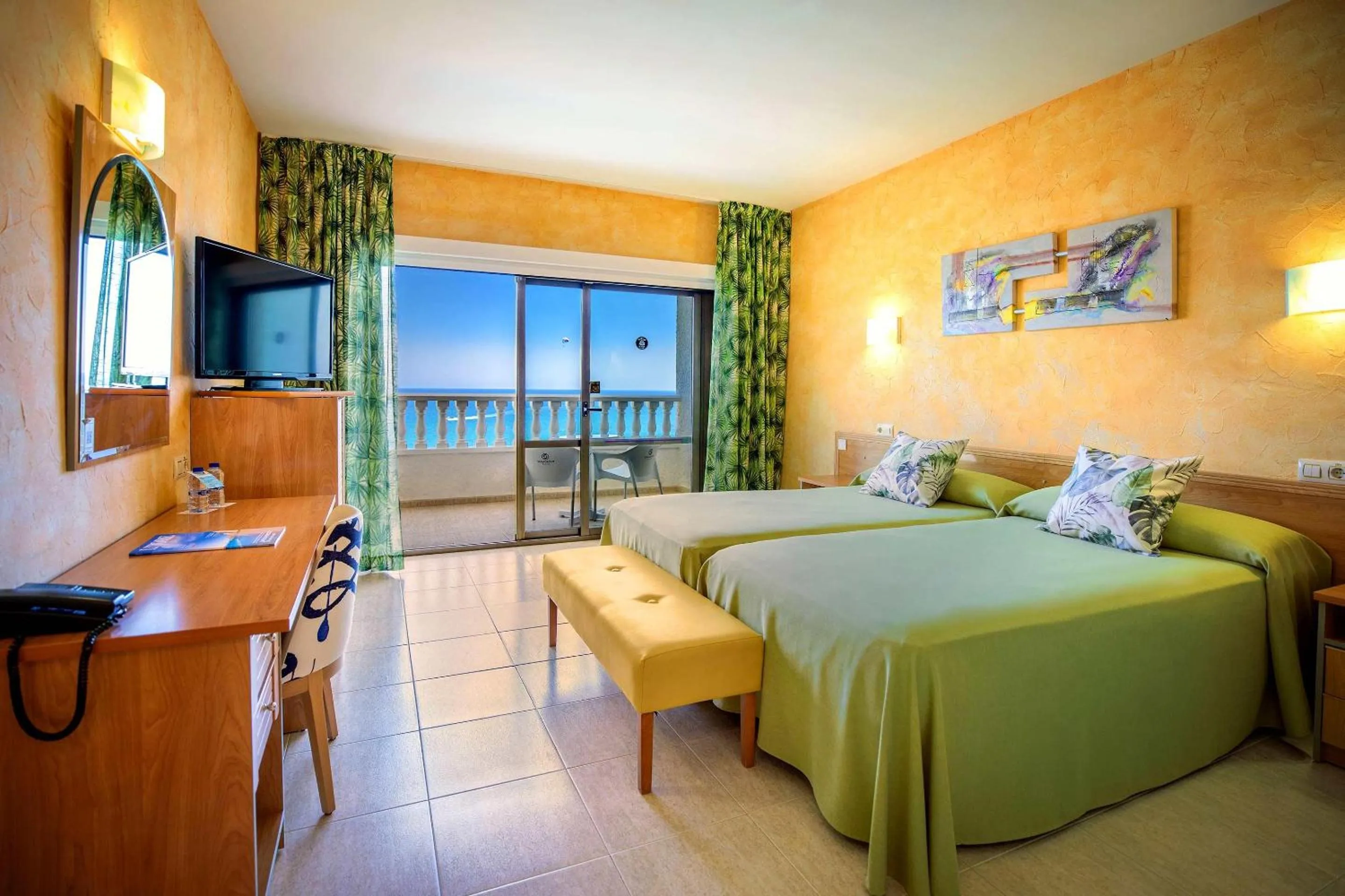 Photo of the whole room, Bed in Hotel Servigroup La Zenia 4 Sup