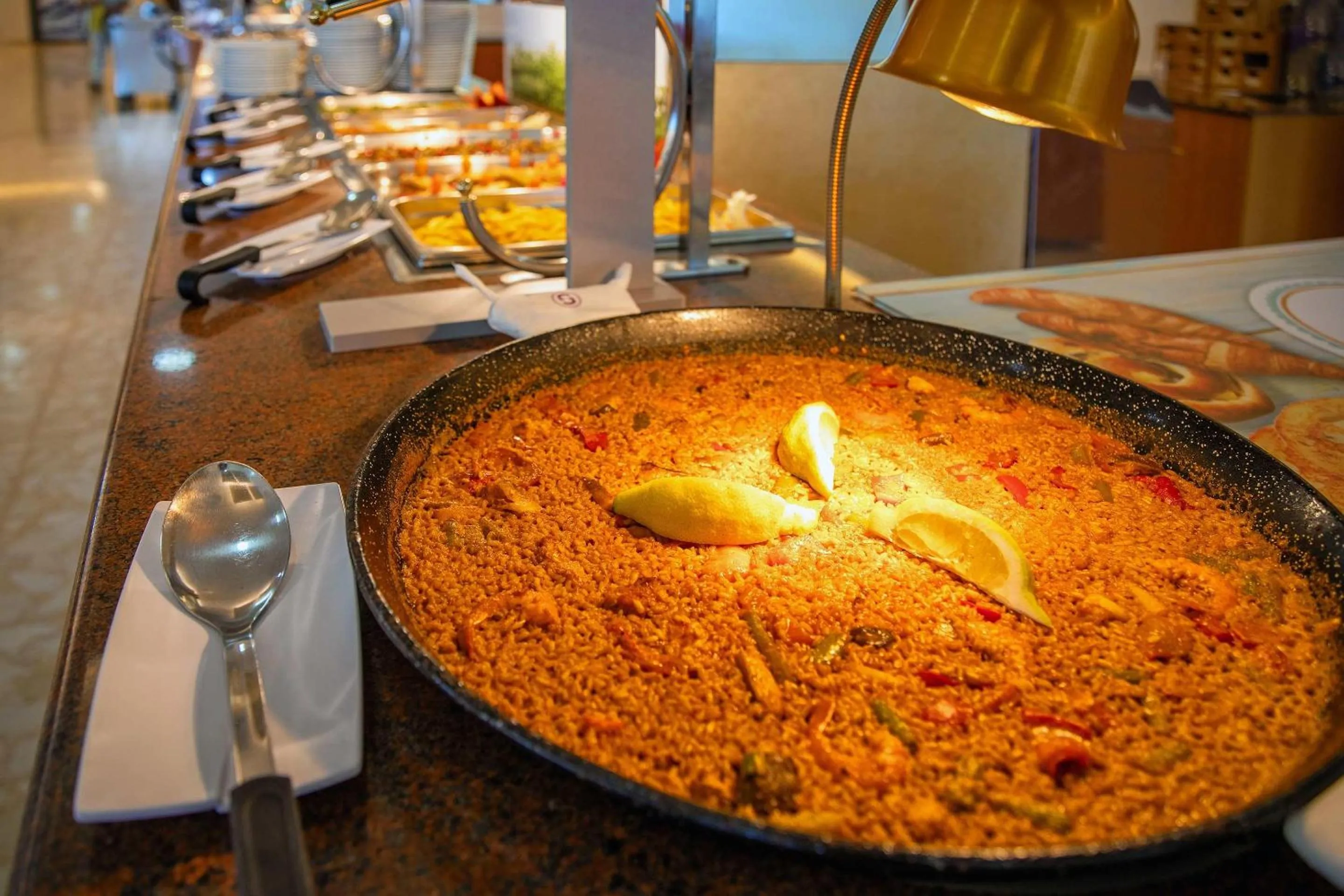 Restaurant/places to eat in Hotel Servigroup La Zenia 4 Sup