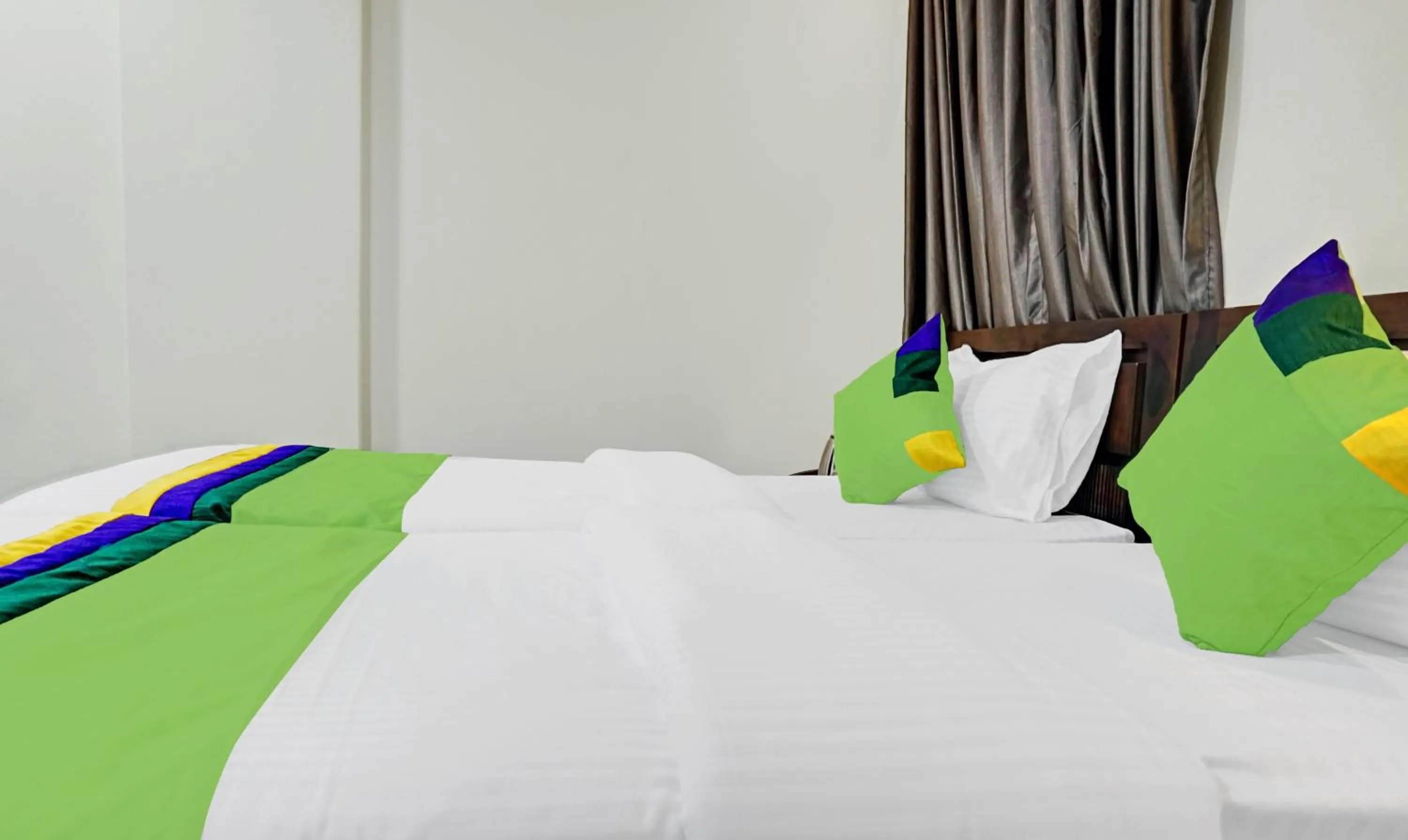 Bedroom, Bed in Treebo Tulip