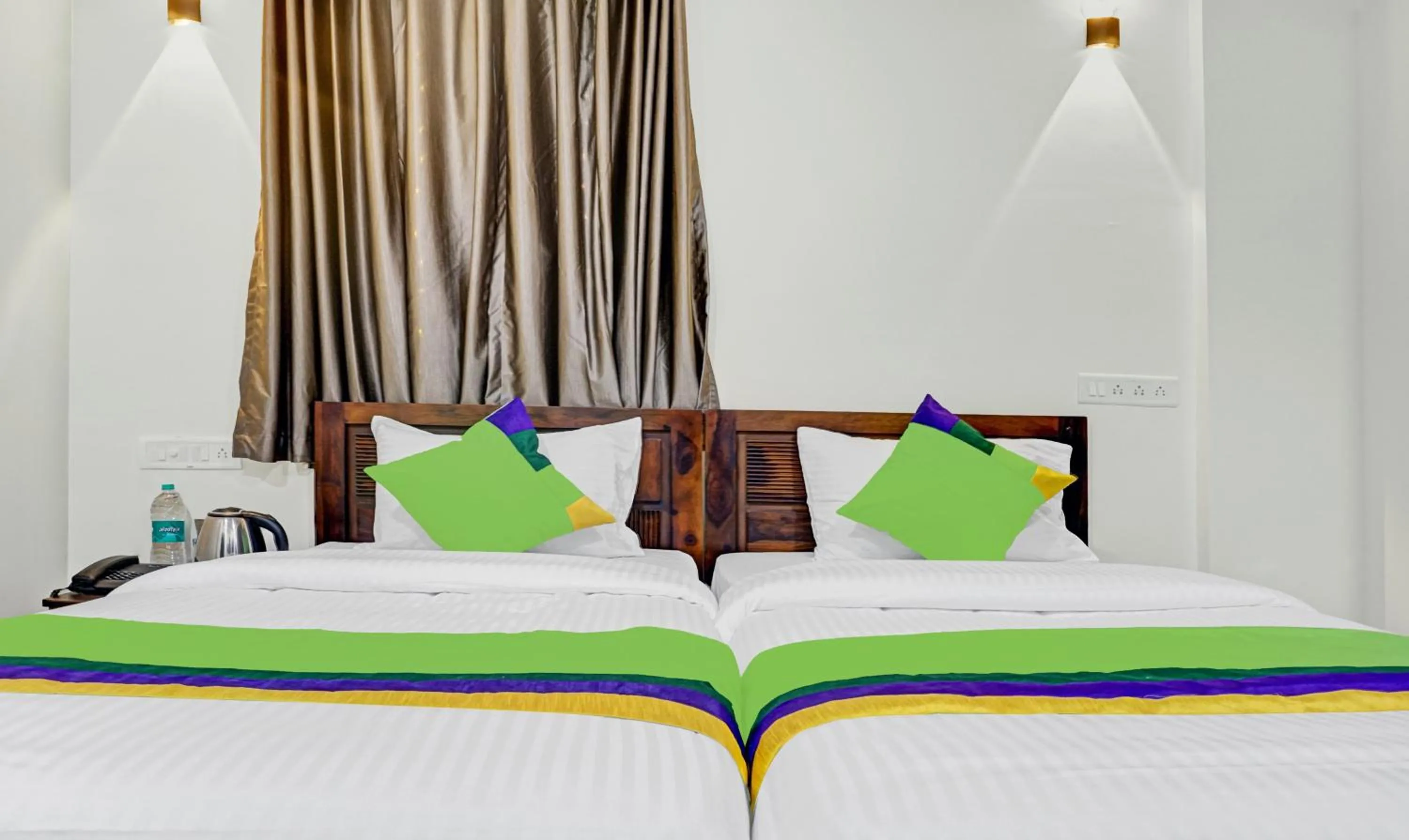 Bedroom, Bed in Treebo Tulip