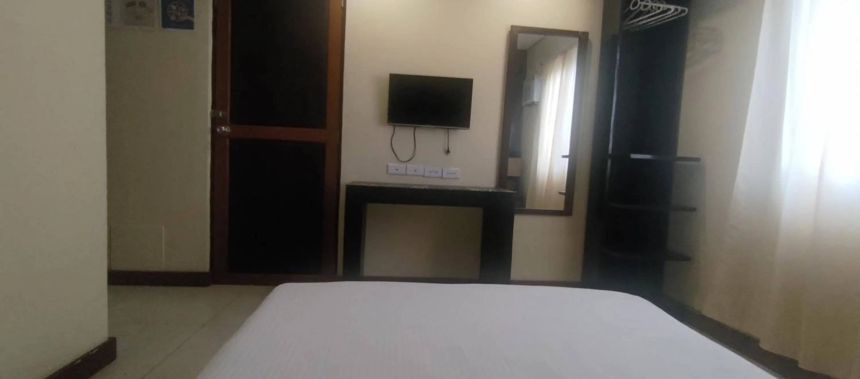 Coron town travellers inn