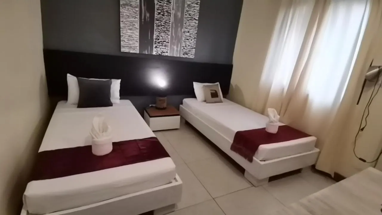 Coron town travellers inn