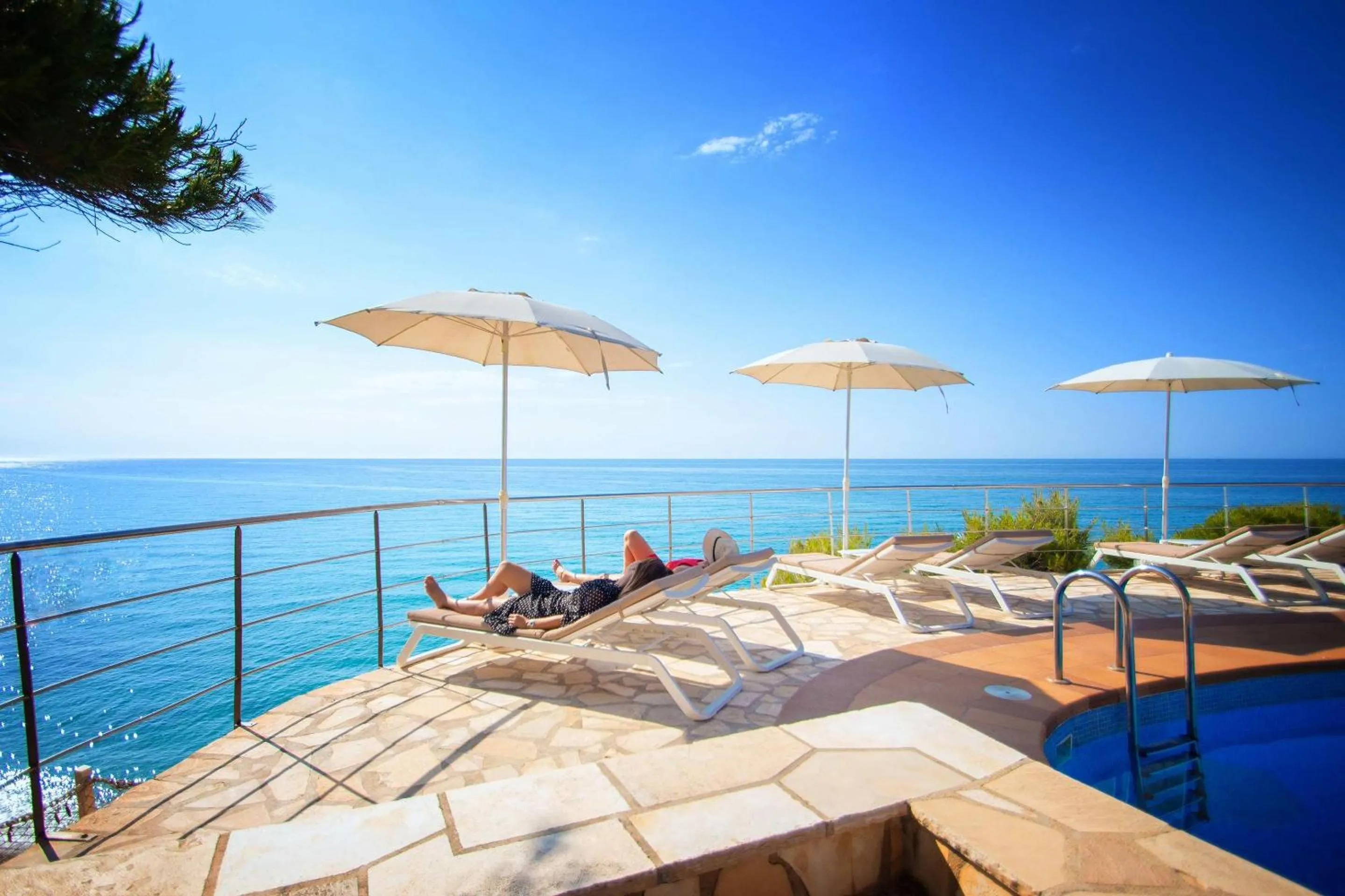Swimming pool in Hotel Servigroup Montíboli