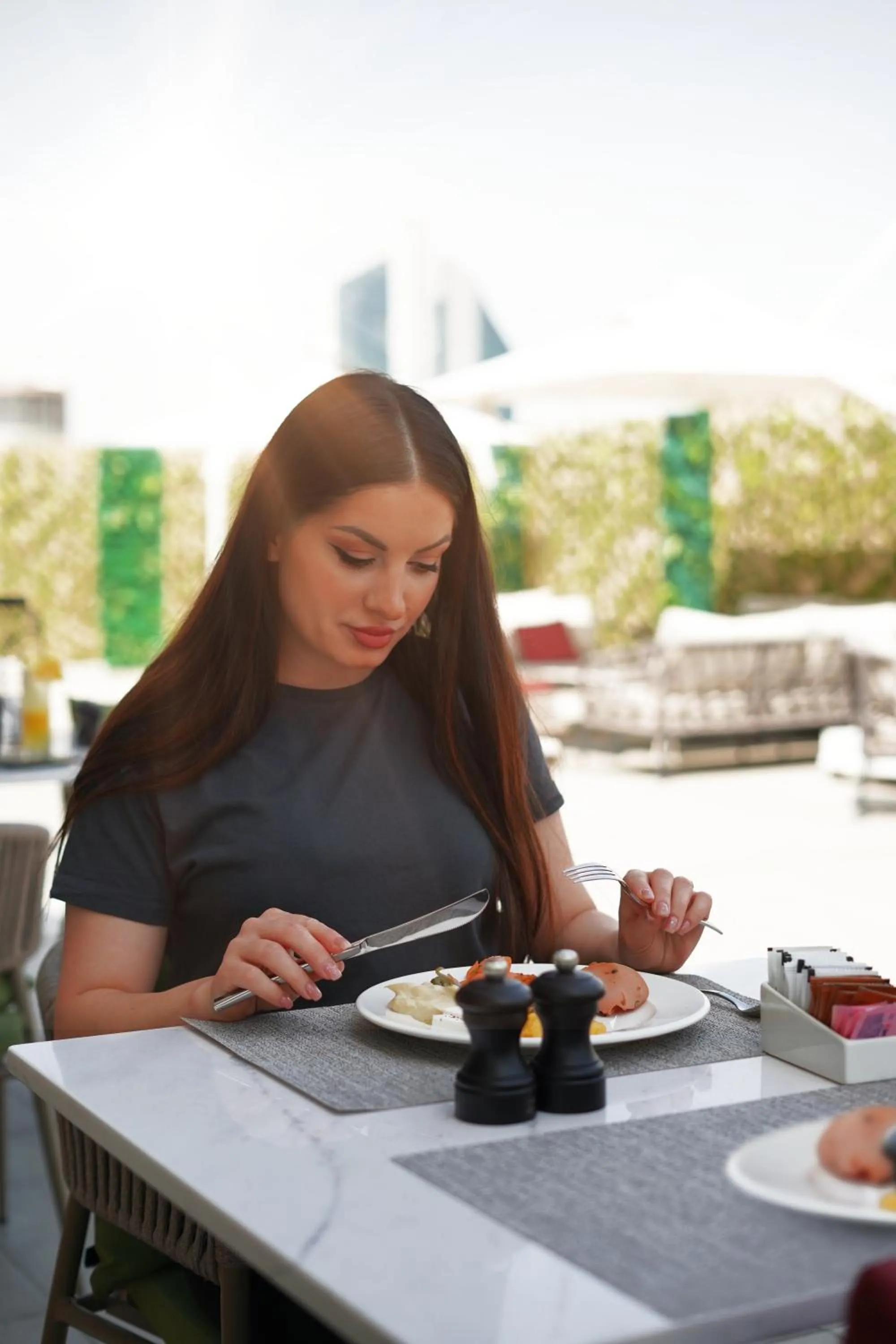 Restaurant/places to eat in La Maison Hotel Doha