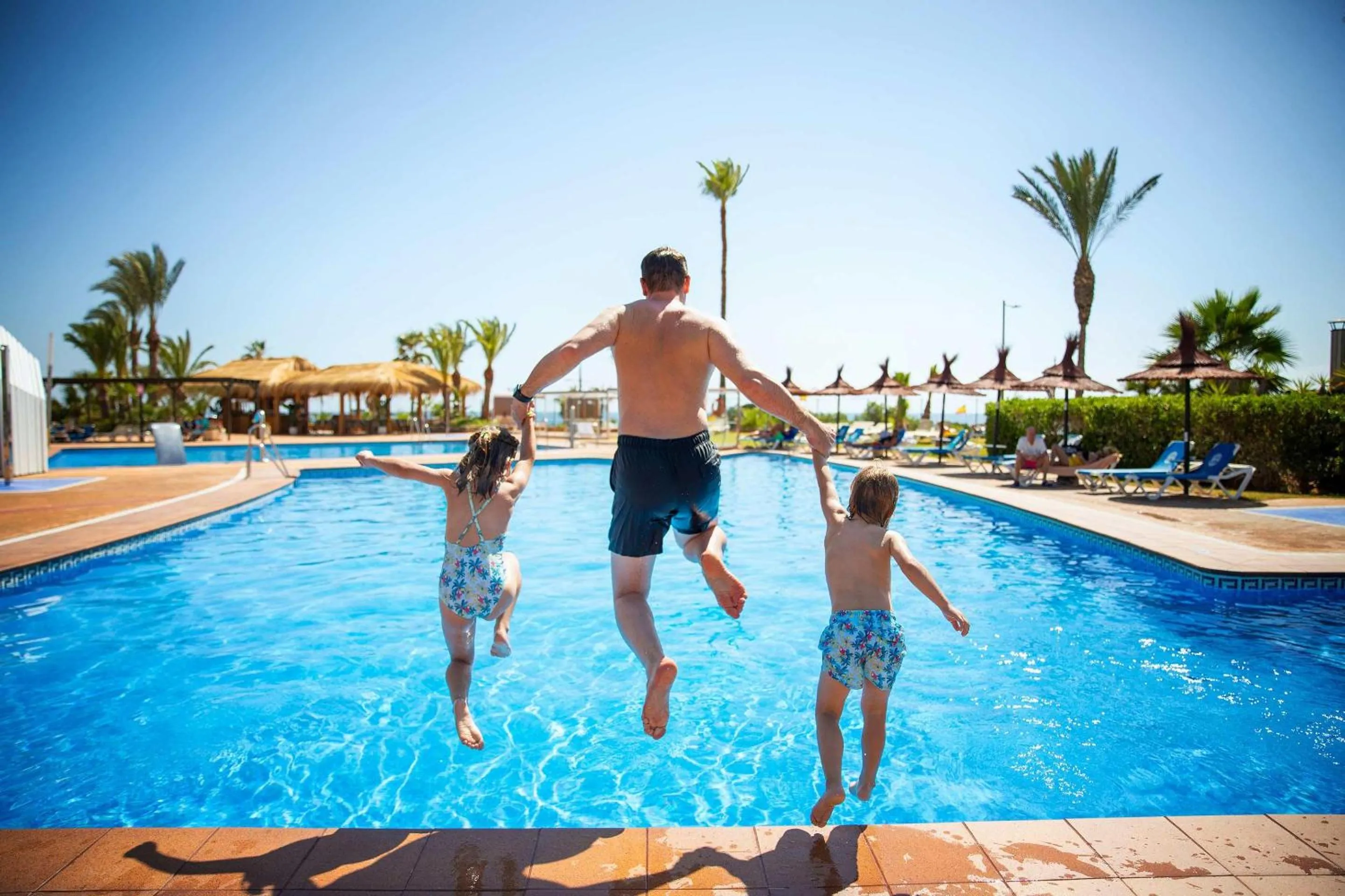 Swimming pool in Hotel Servigroup Marina Playa