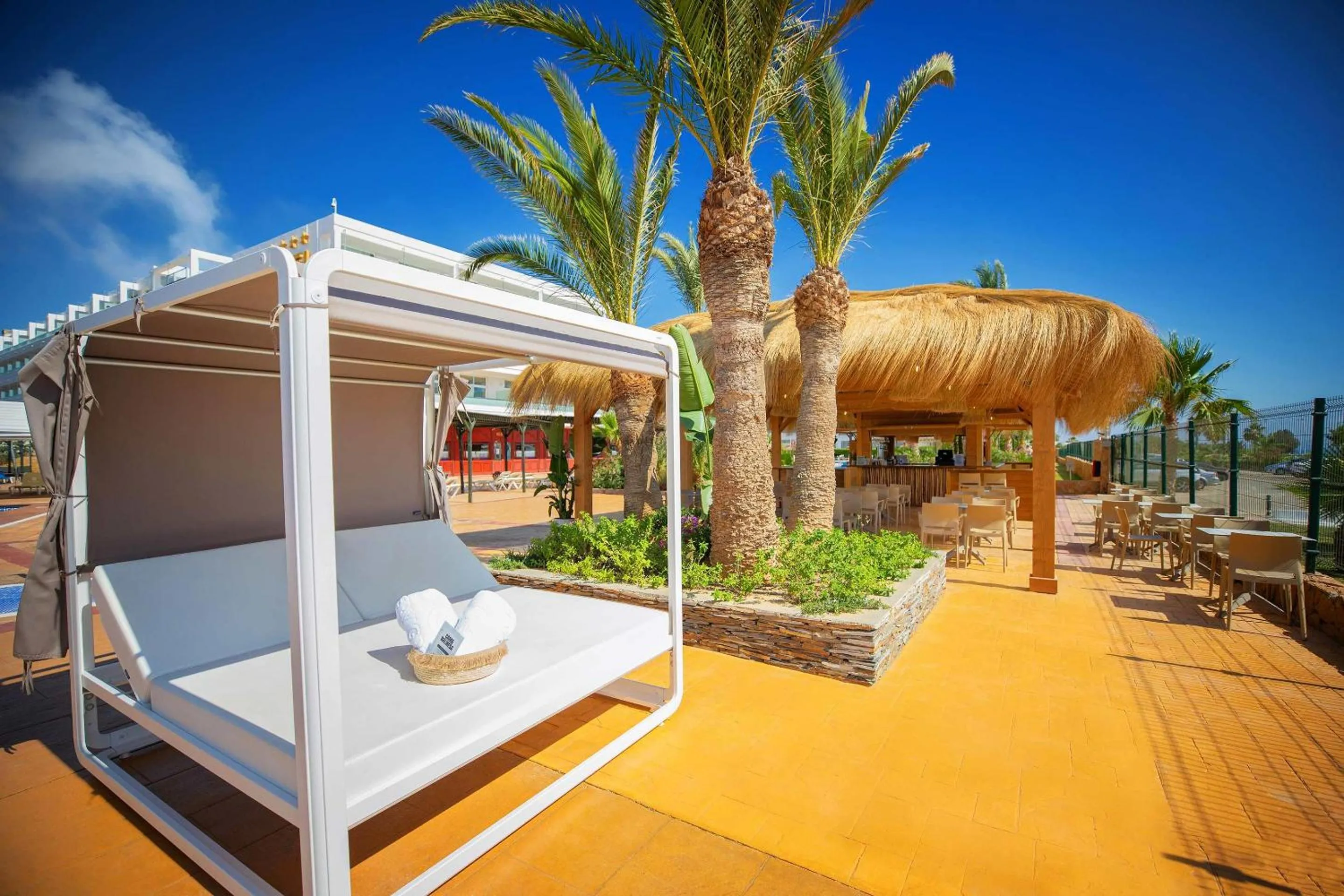Solarium in Hotel Servigroup Marina Playa