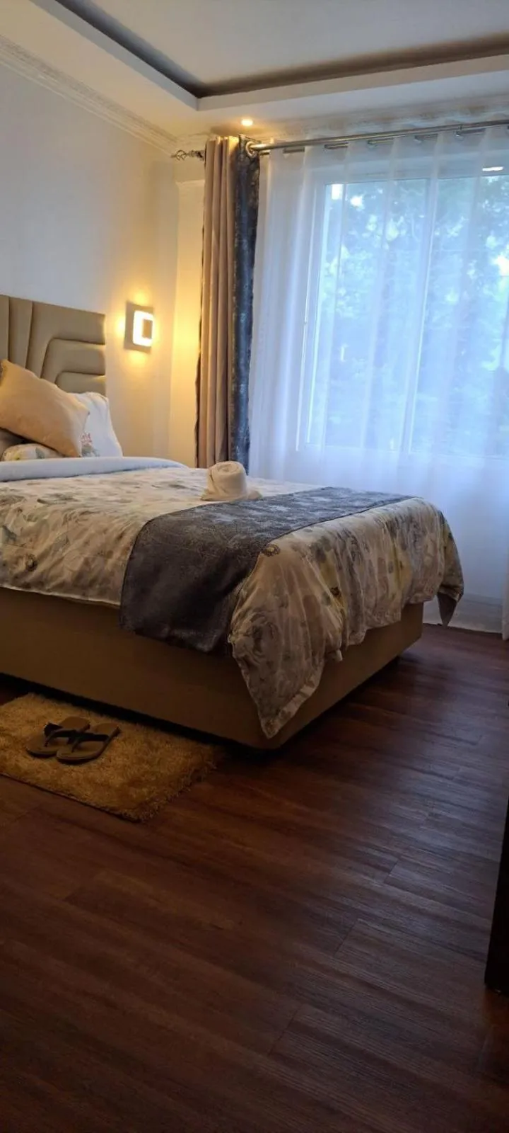 Hellenis Guest House