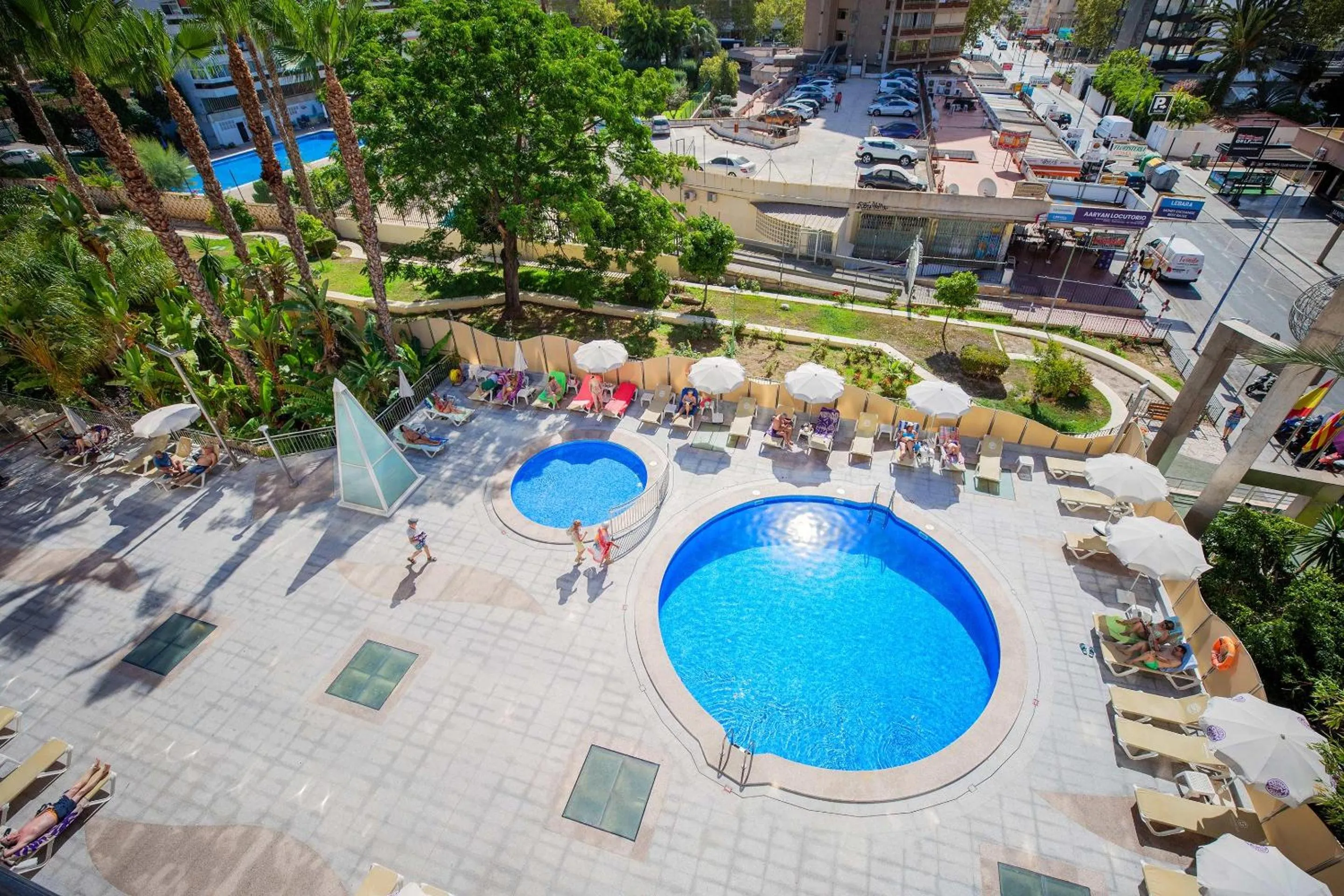 Swimming pool in Hotel Servigroup Diplomatic 4 Sup