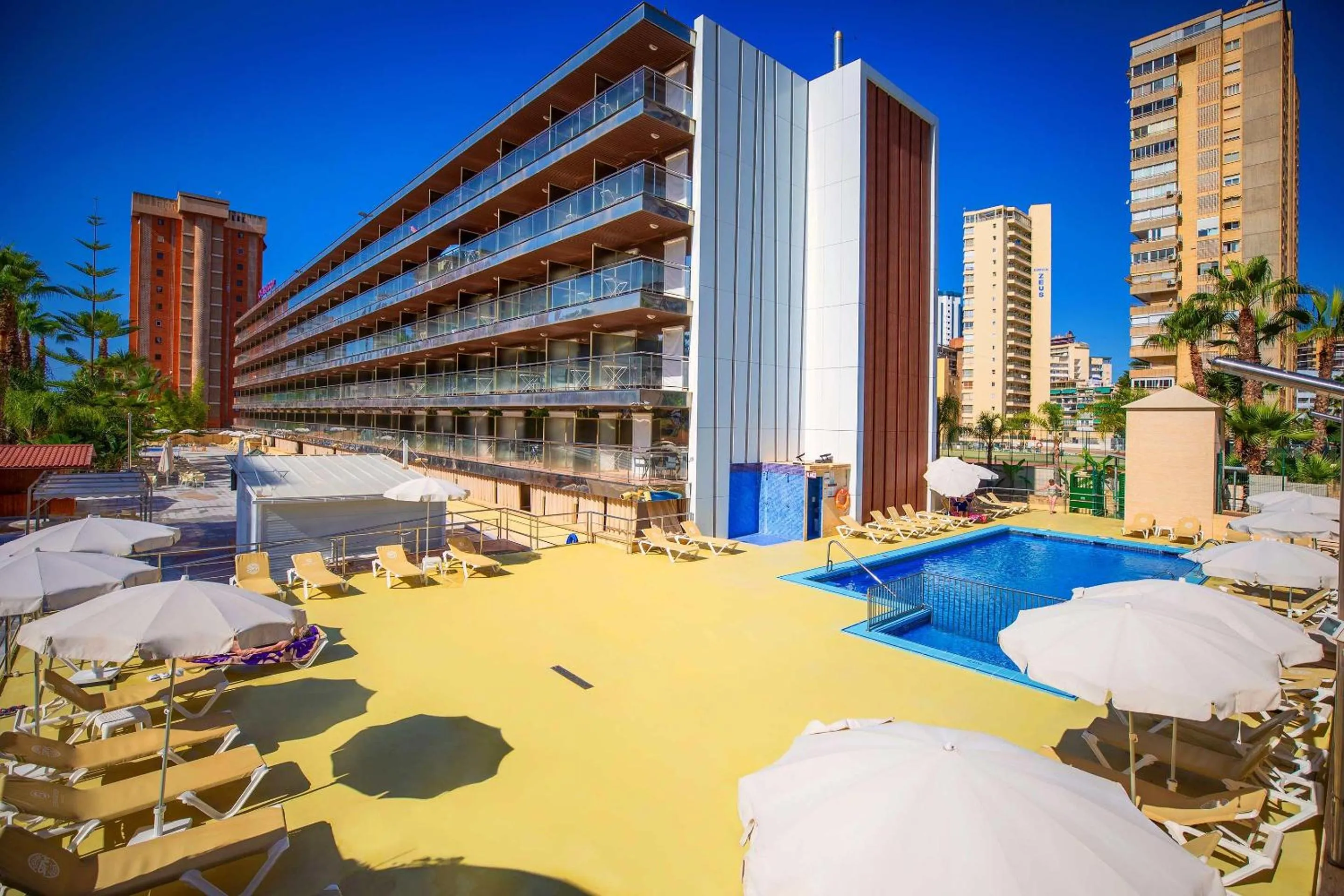 Swimming pool in Hotel Servigroup Diplomatic 4 Sup