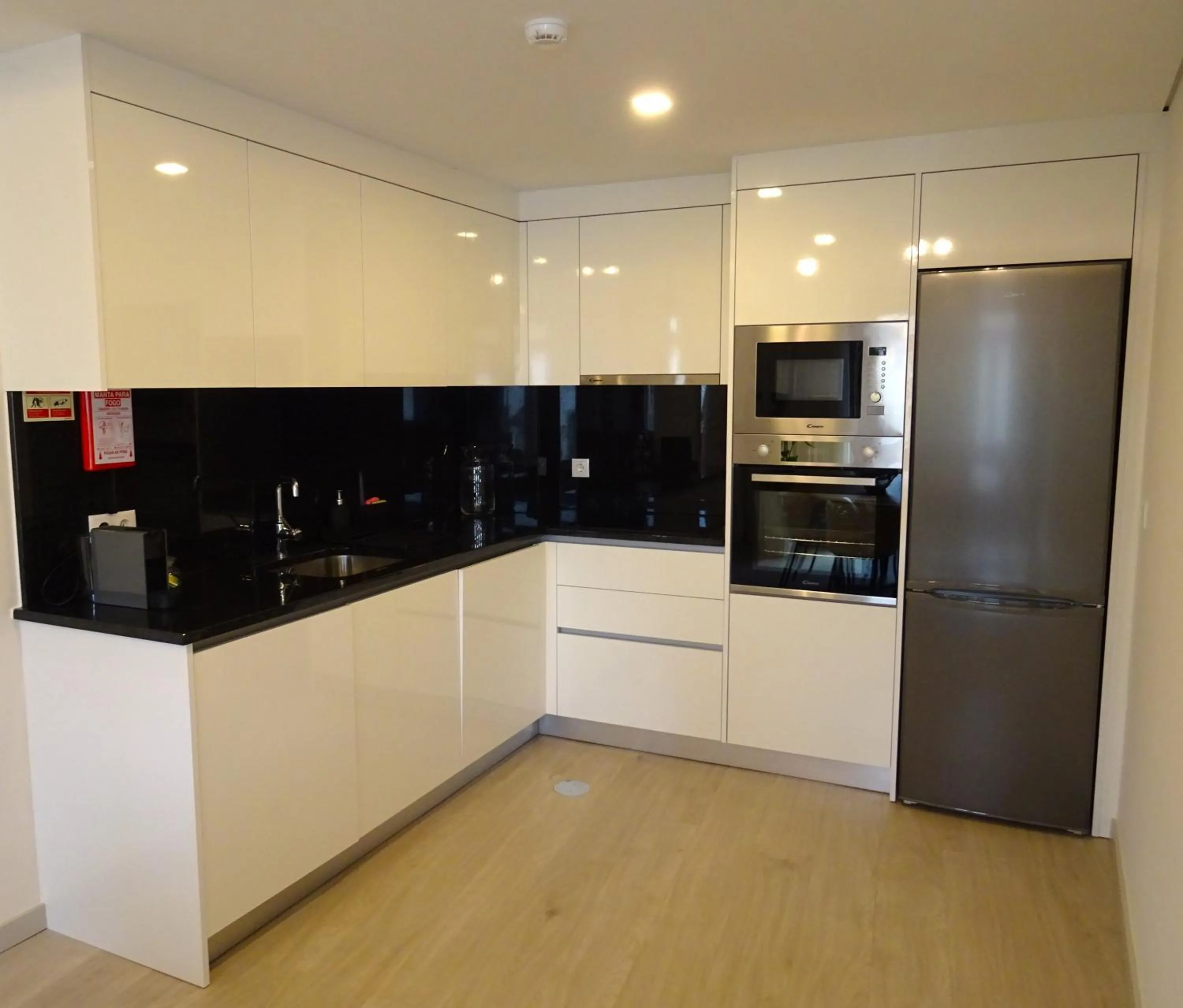 Kitchen or kitchenette in Burgo House