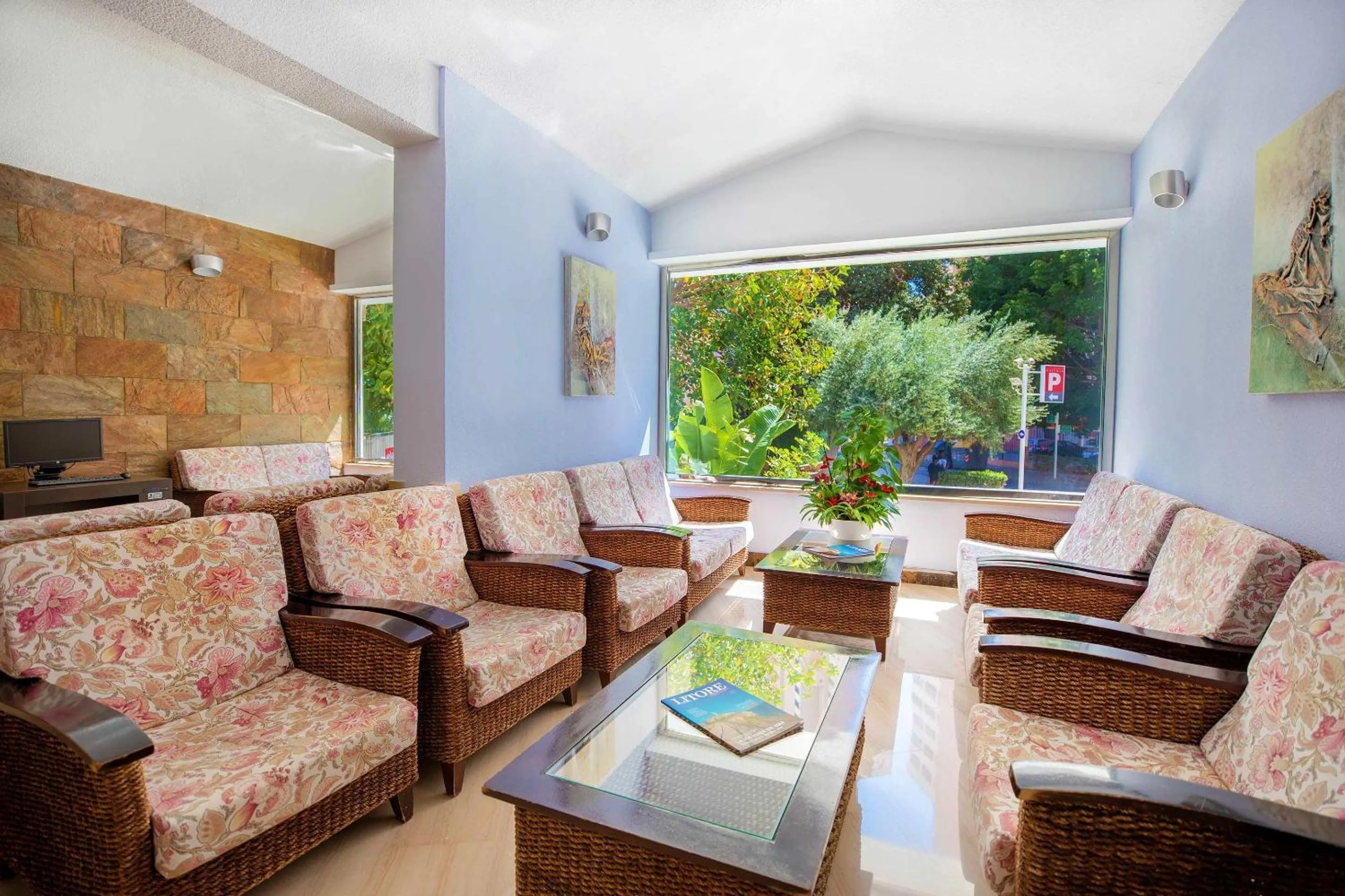 Lobby or reception in Hotel Servigroup Castilla