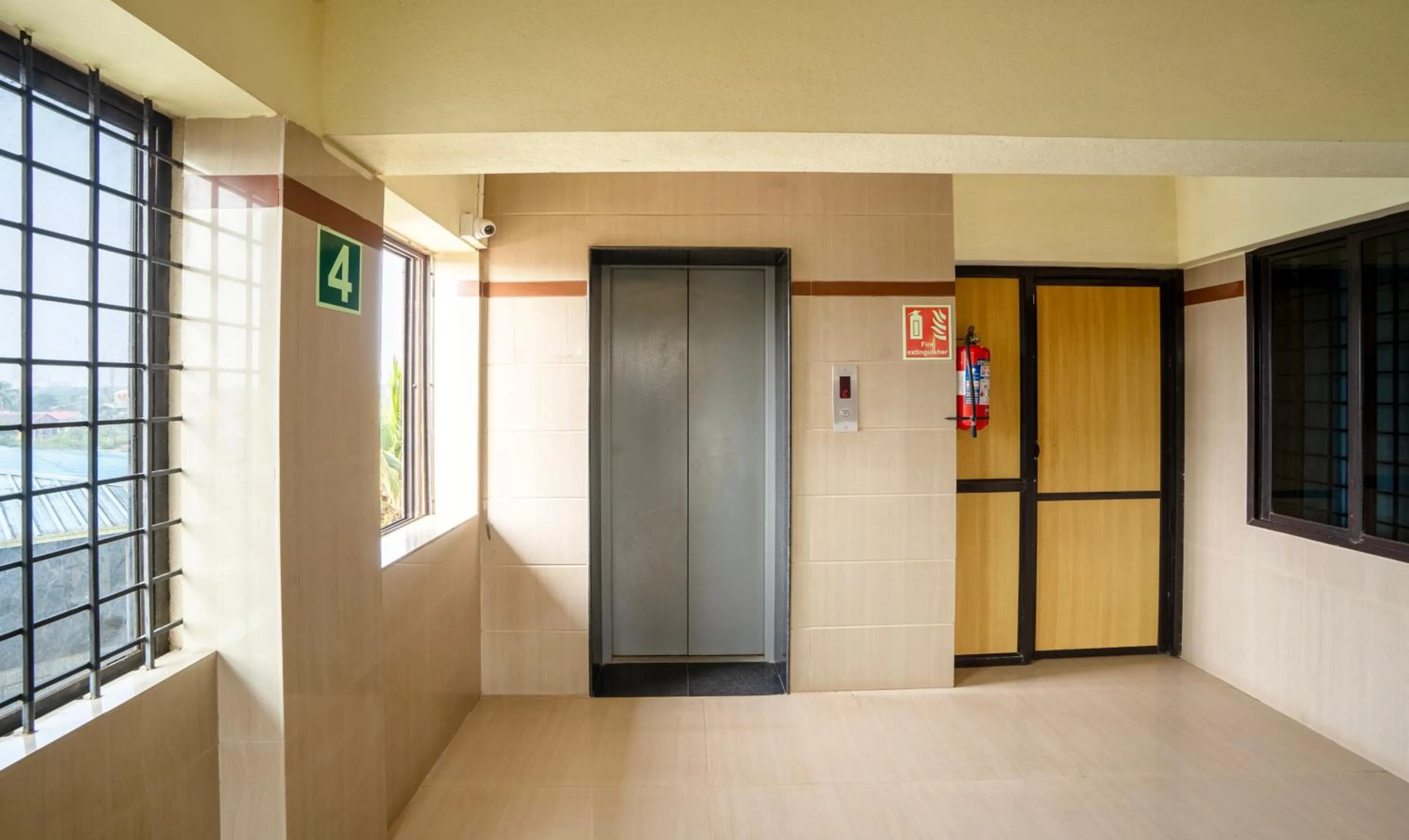 elevator in Itsy Hotels Vijaya Residency