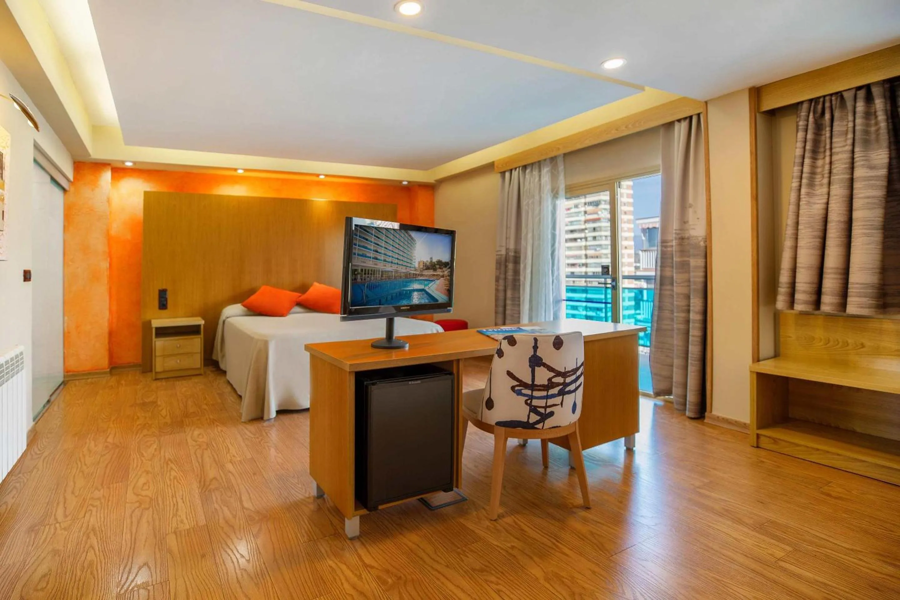 Photo of the whole room, Bed in Hotel Servigroup Nereo