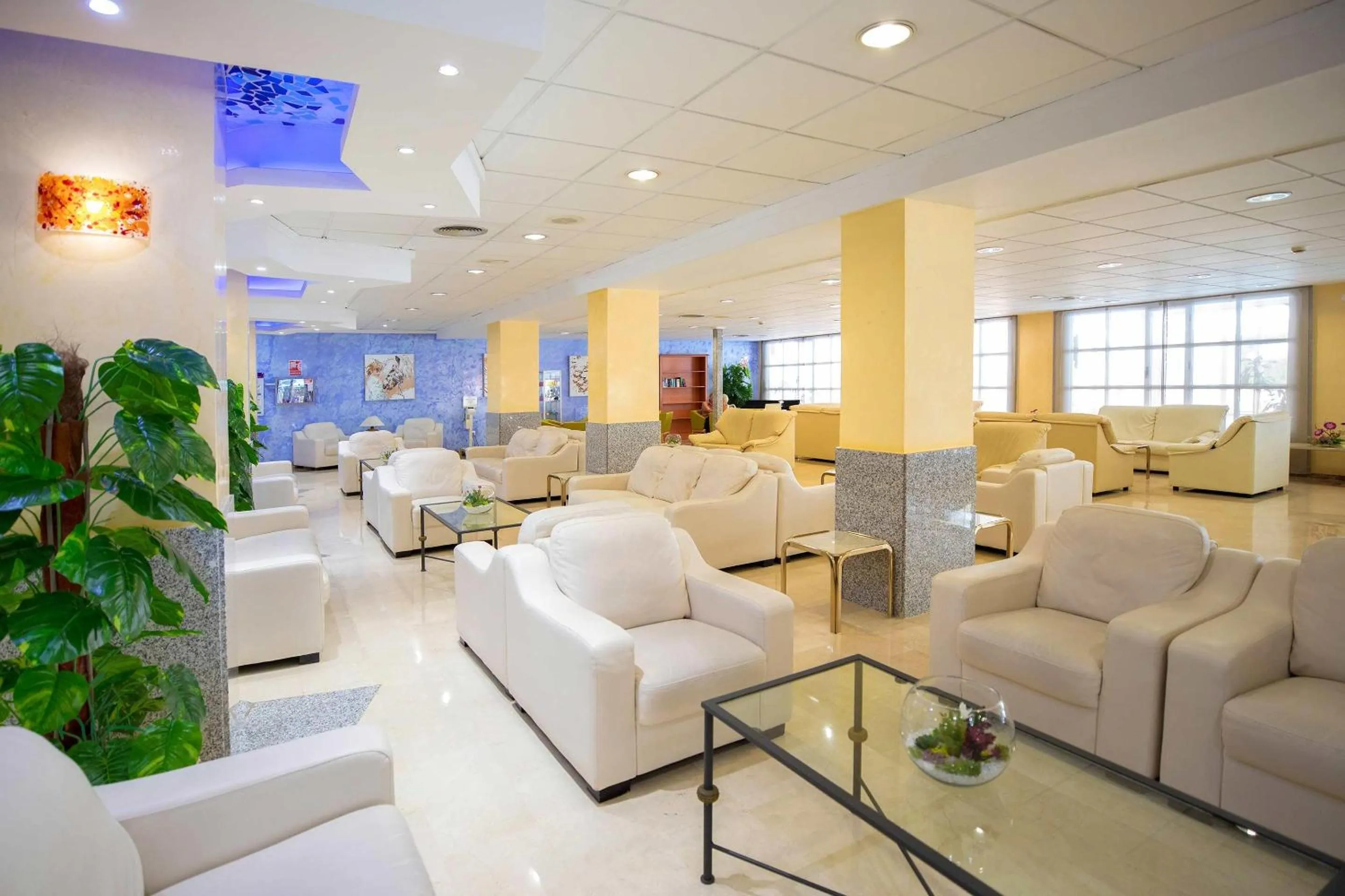 Lobby or reception in Hotel Servigroup Nereo