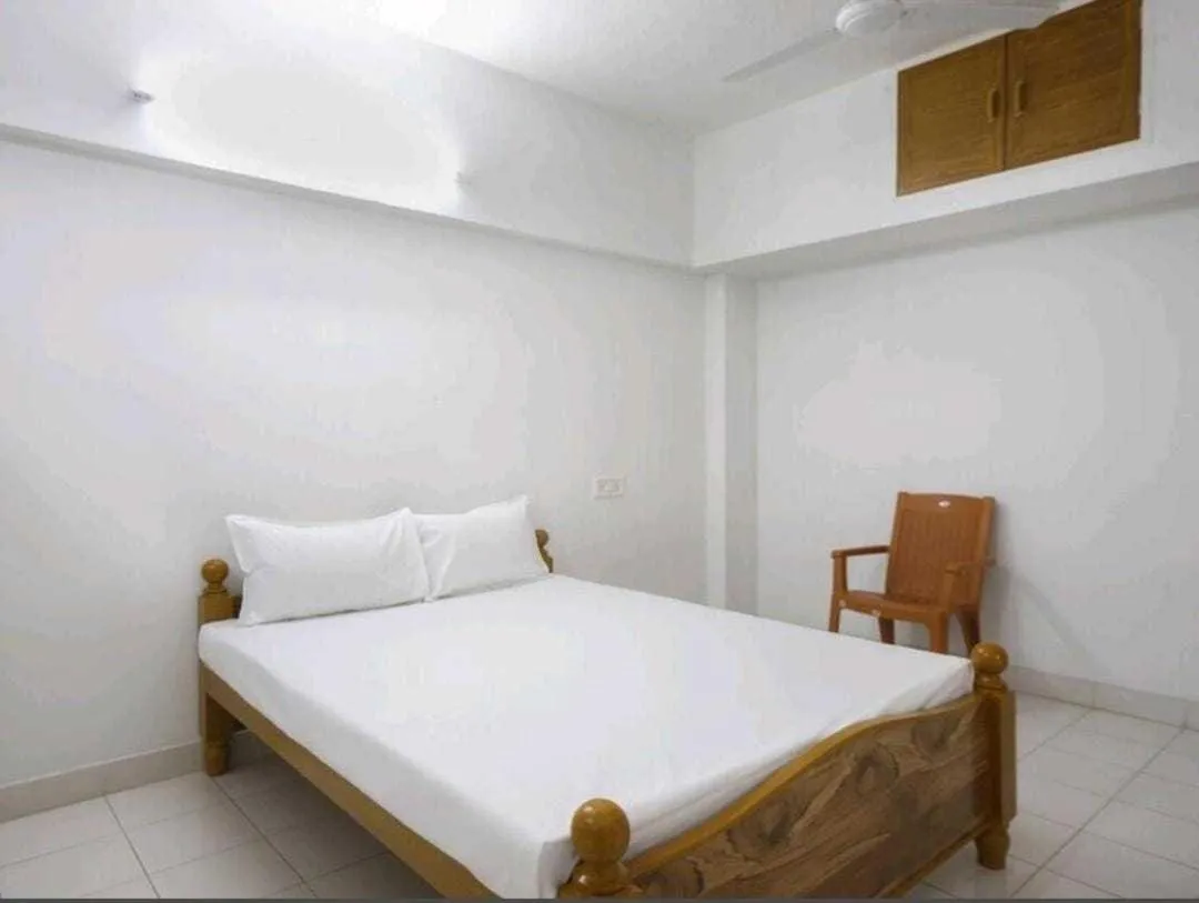 Bedroom in Hotel O SHAPPY INN KOYAMBEDU