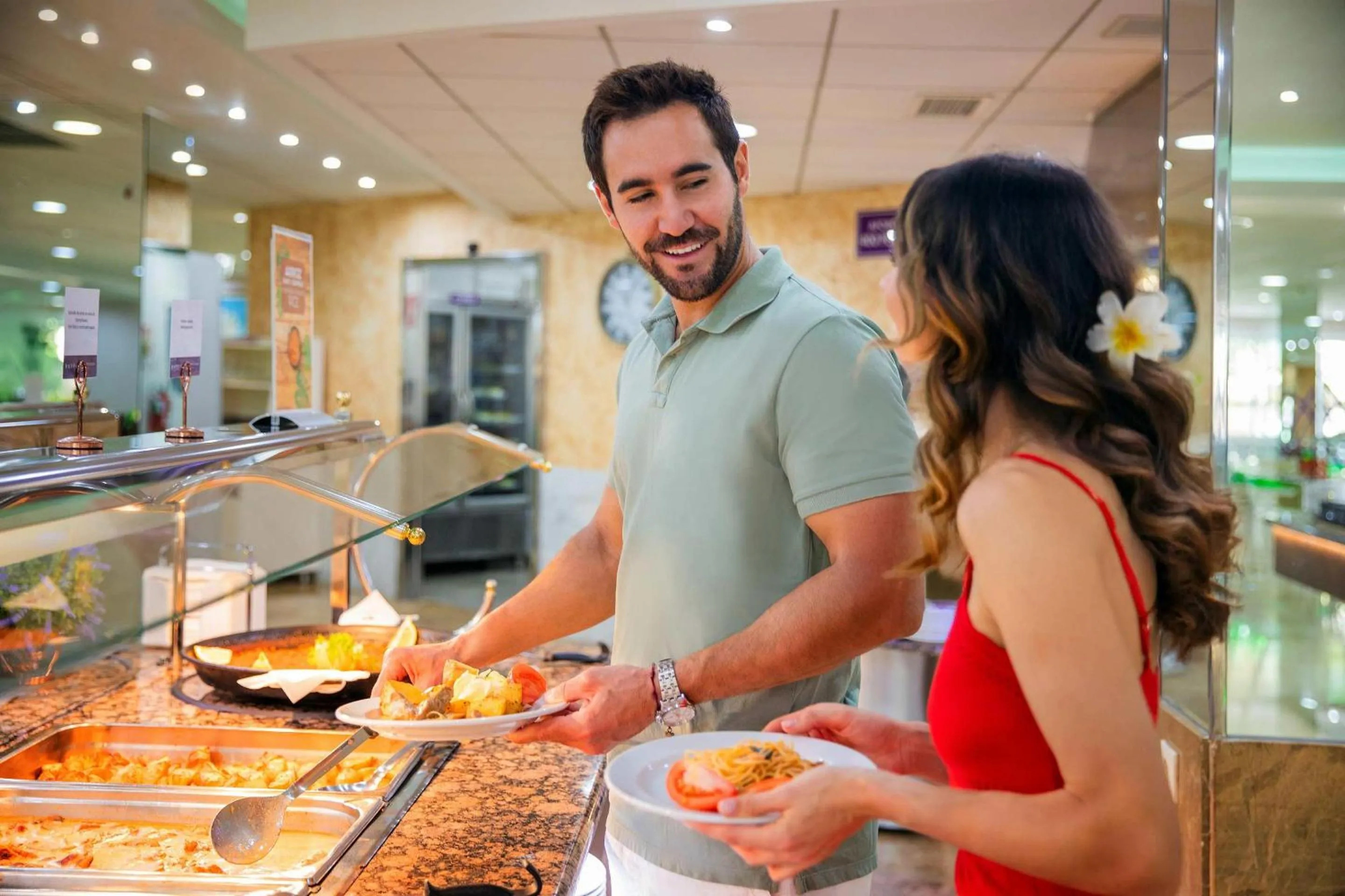 Restaurant/places to eat in Hotel Servigroup Calypso