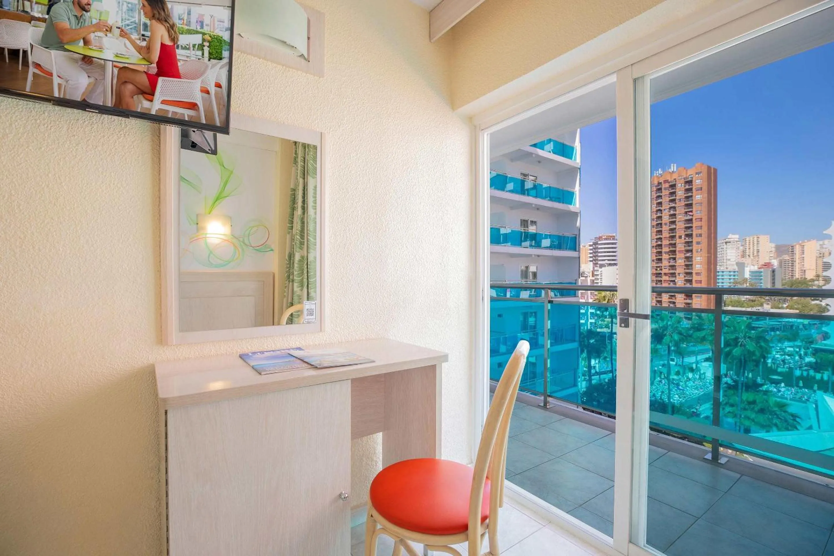 Photo of the whole room in Hotel Servigroup Calypso