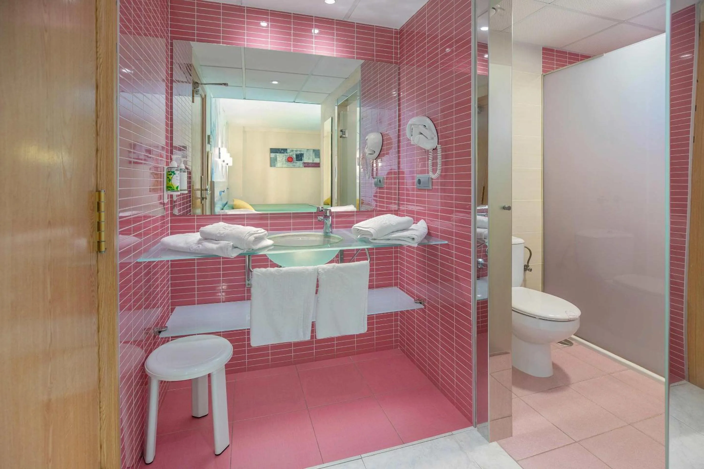 Bathroom in Hotel Servigroup Calypso