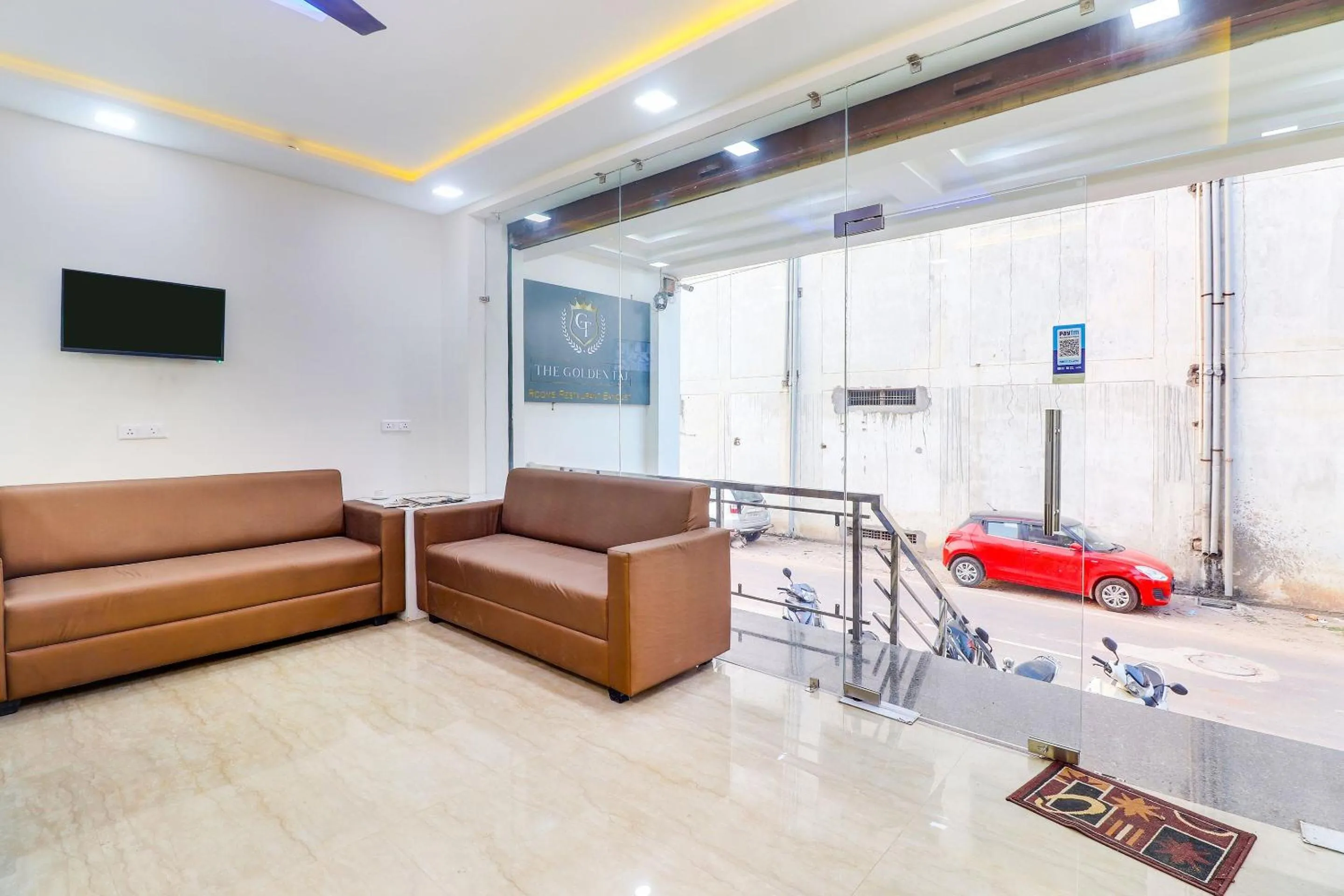 Lobby or reception in Hotel O Golden Grand