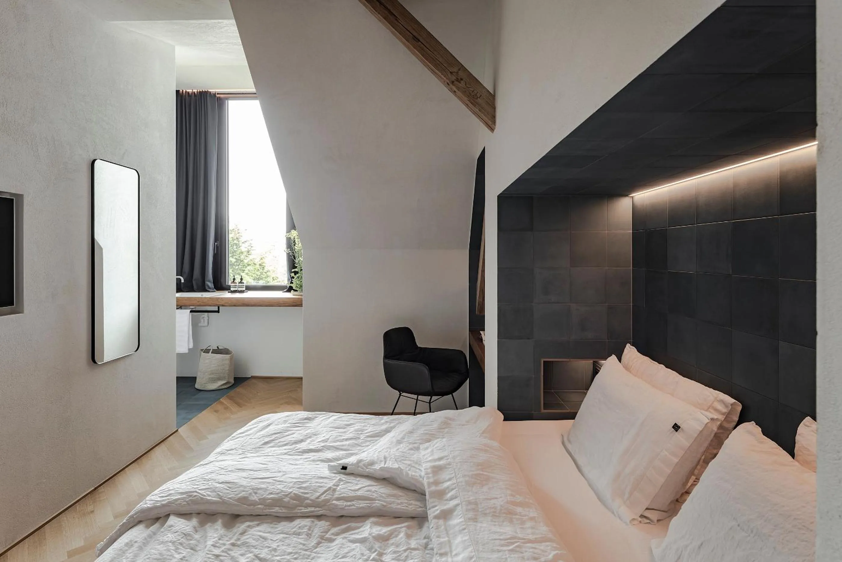 Bed in Lukas Kapeller Hotel und Restaurant