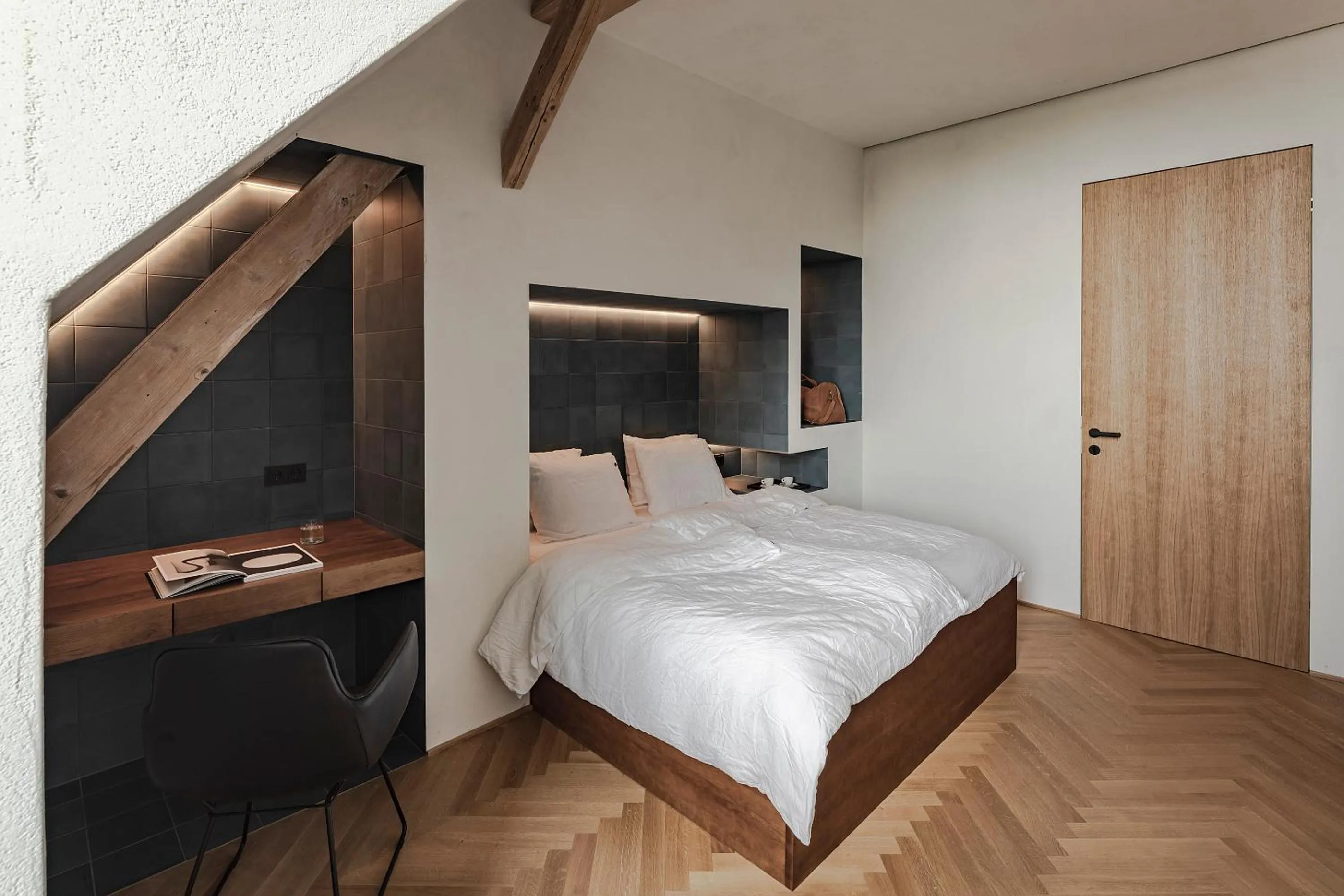 Bed in Lukas Kapeller Hotel und Restaurant