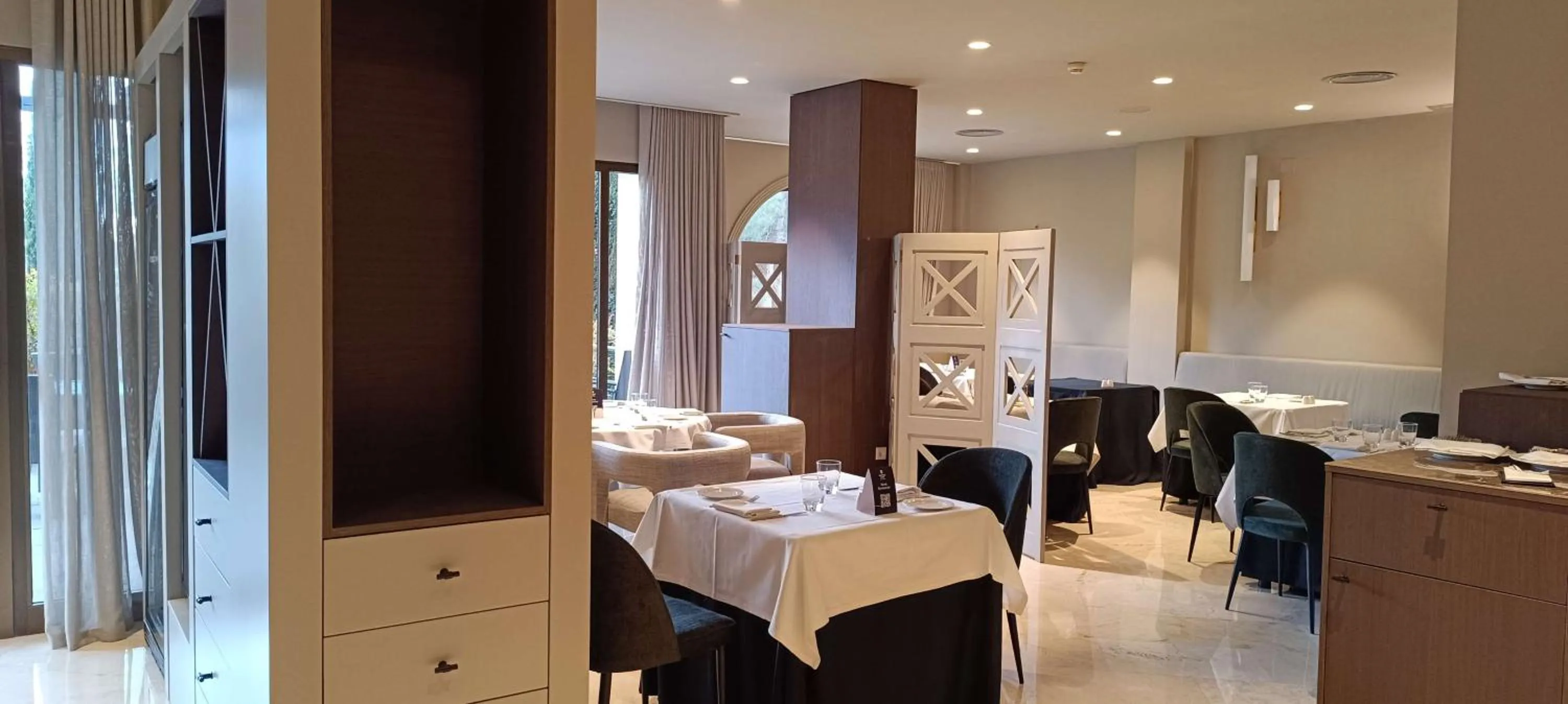 Restaurant/places to eat in Best Western Premier CMC Girona