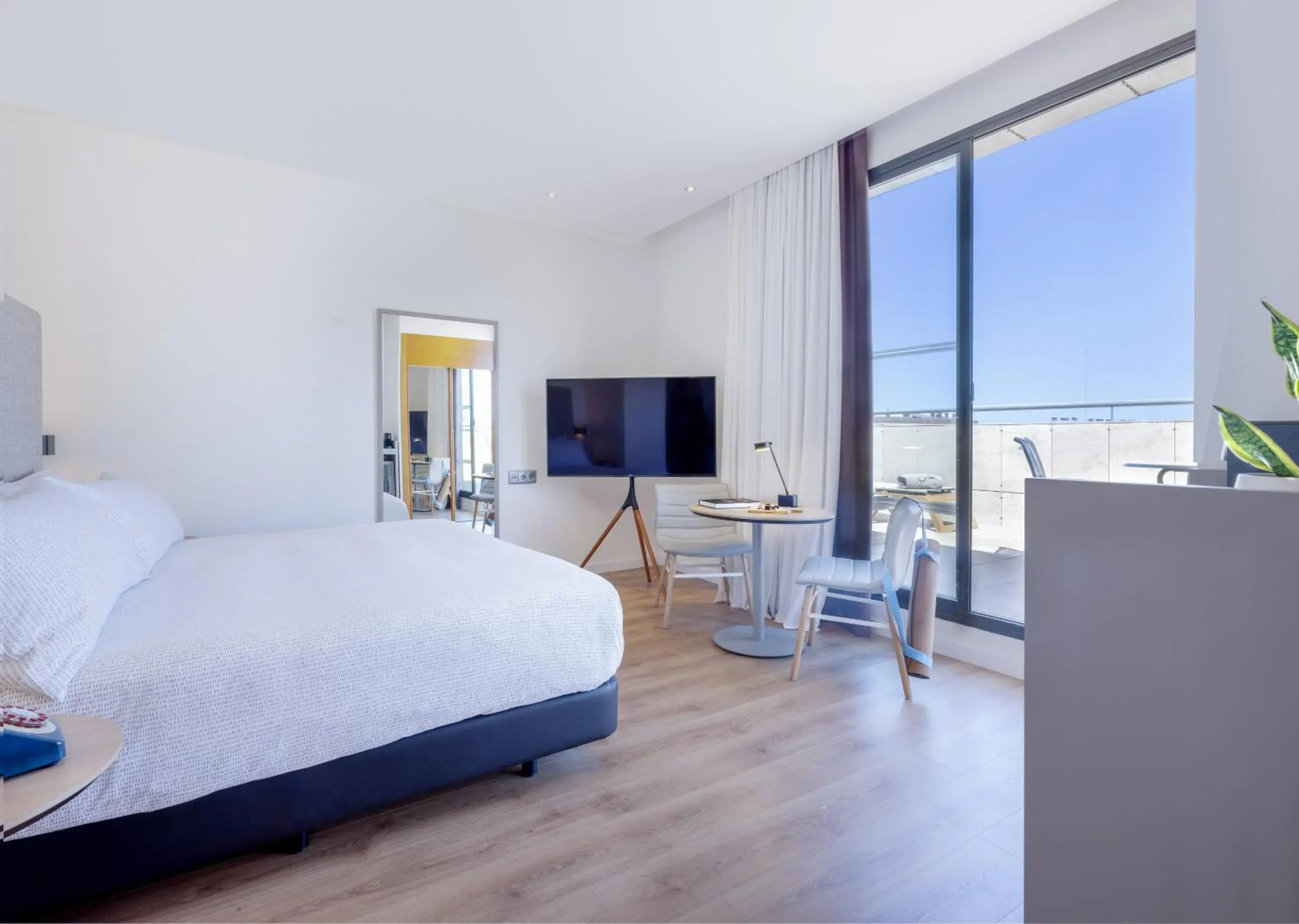 The Studio with Terrace in INNSiDE by Melia Valencia Oceanic The Studio with Terrace in INNSiDE by Melia Valencia Oceanic
