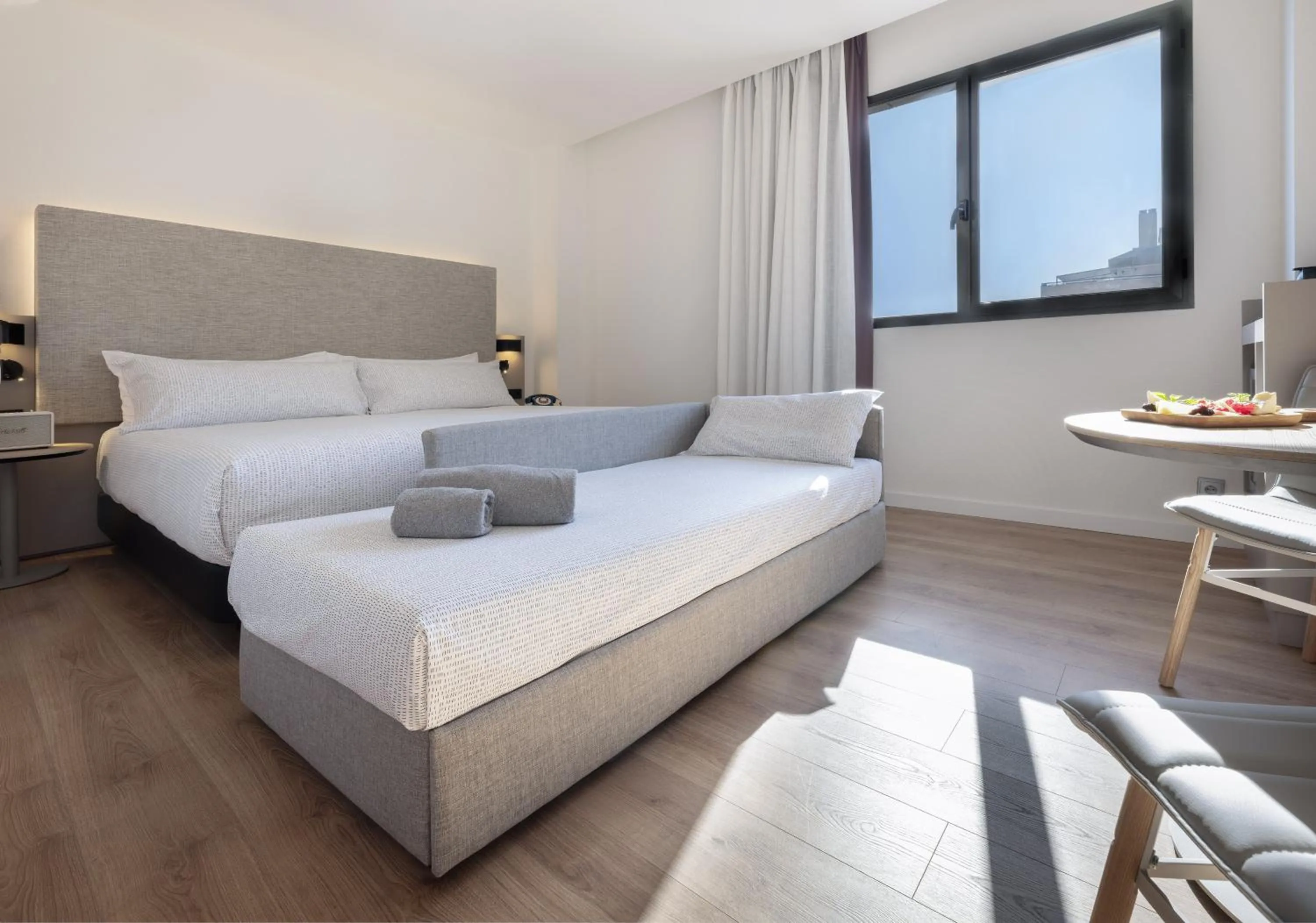 Bed in INNSiDE by Melia Valencia Oceanic