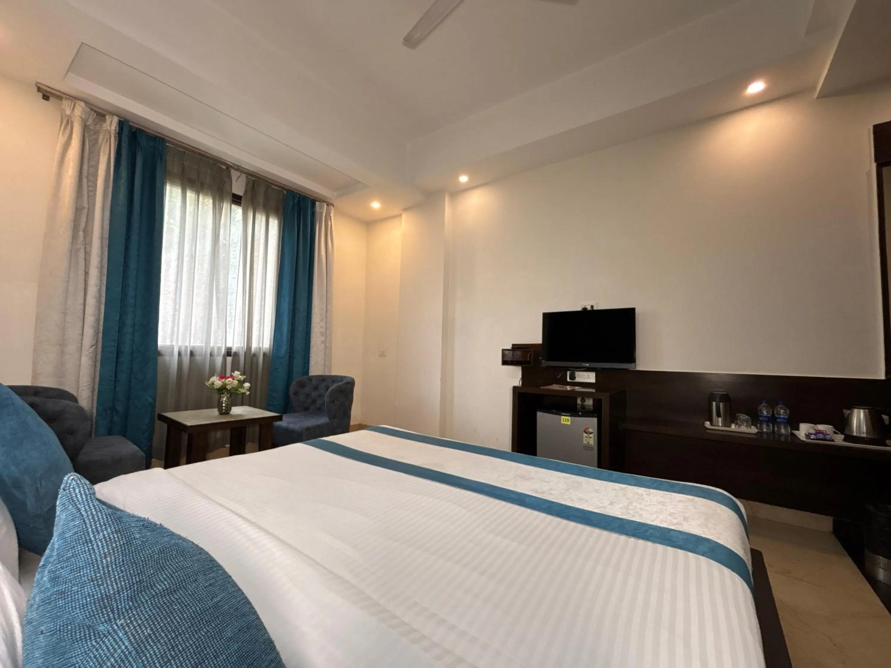 Photo of the whole room, Bed in Hotel Crimson Palace