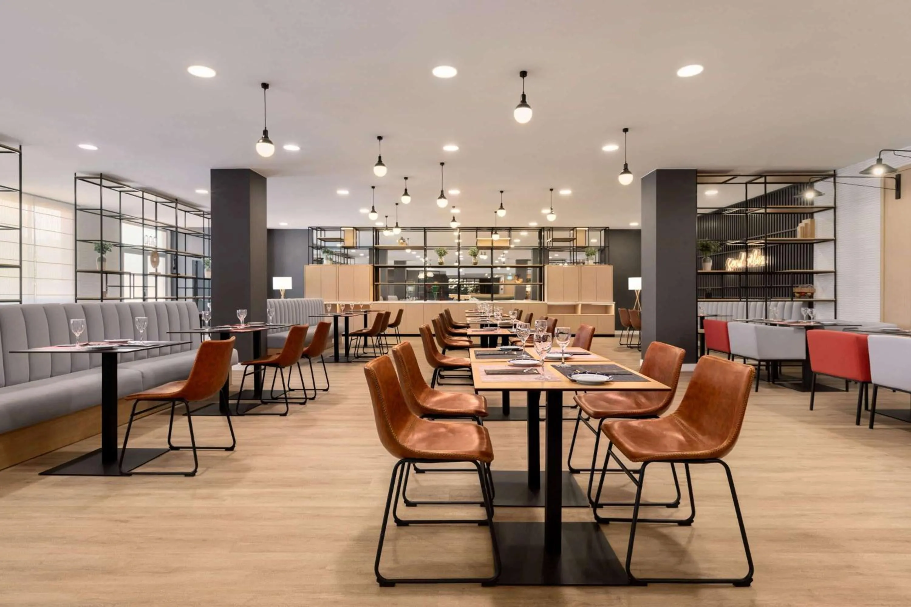 Restaurant/places to eat in Ramada by Wyndham Valencia Almussafes