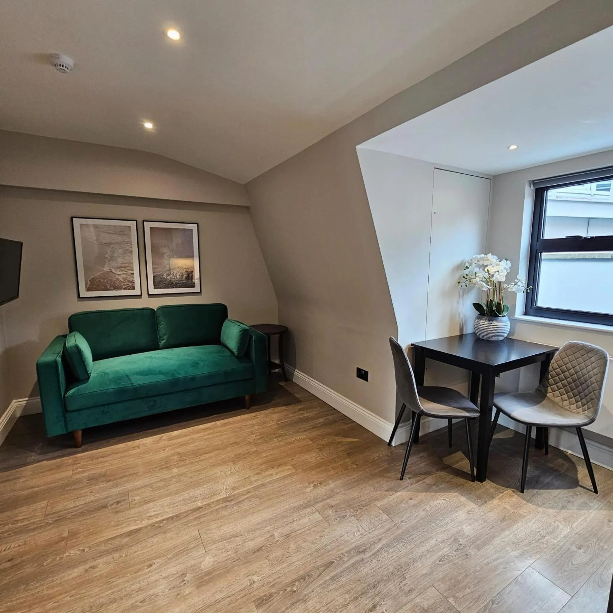 Living room in Cleveland Residences Farringdon