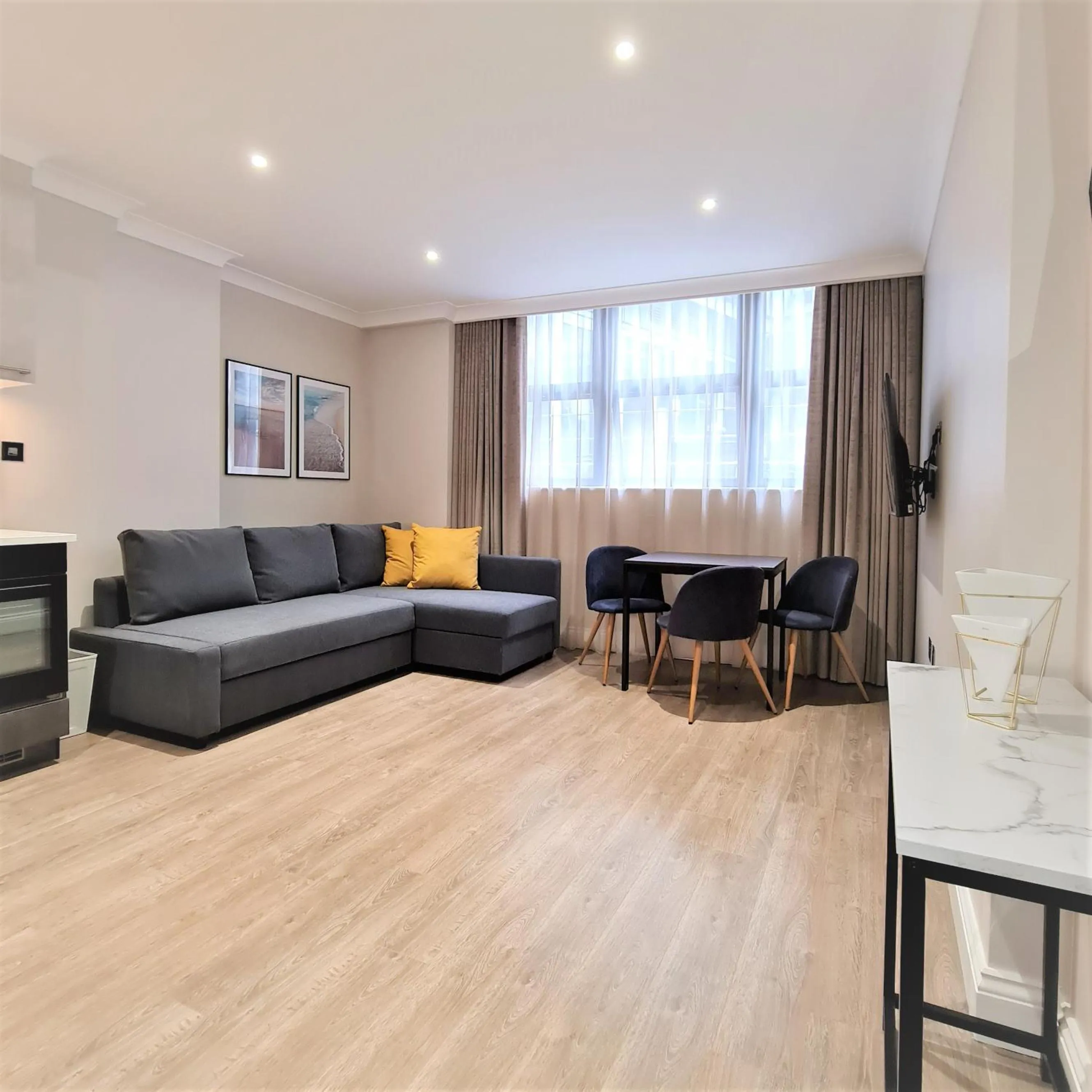Living room in Cleveland Residences Farringdon