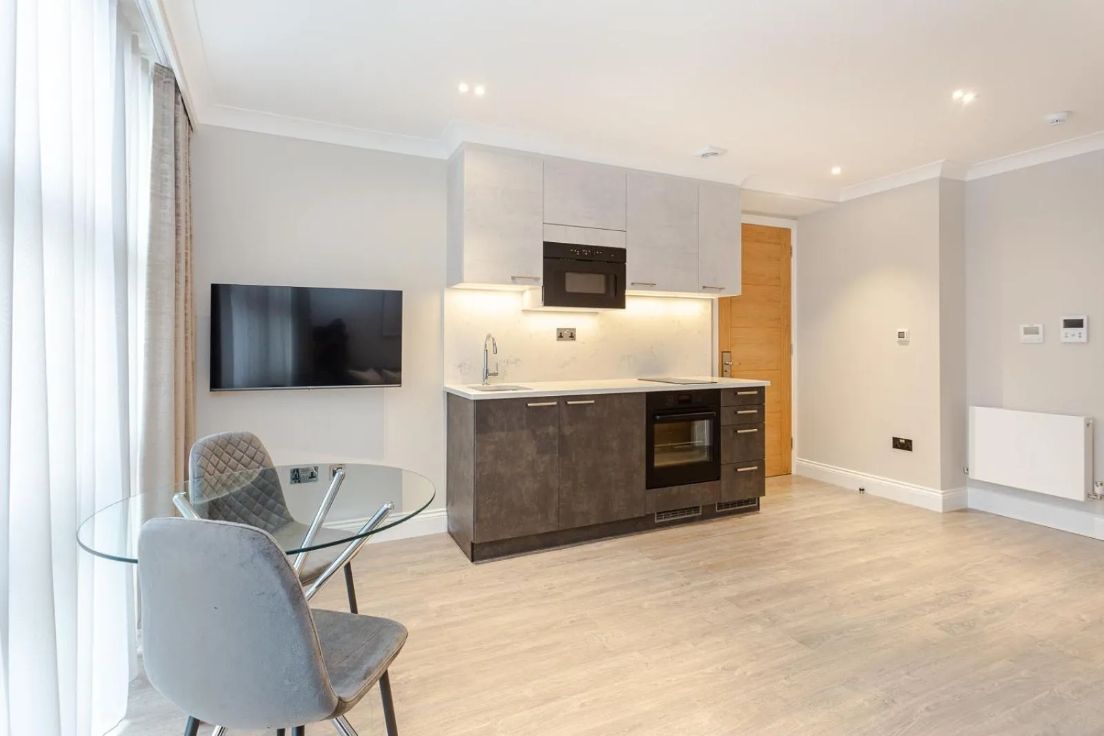 Kitchen or kitchenette in Cleveland Residences Farringdon