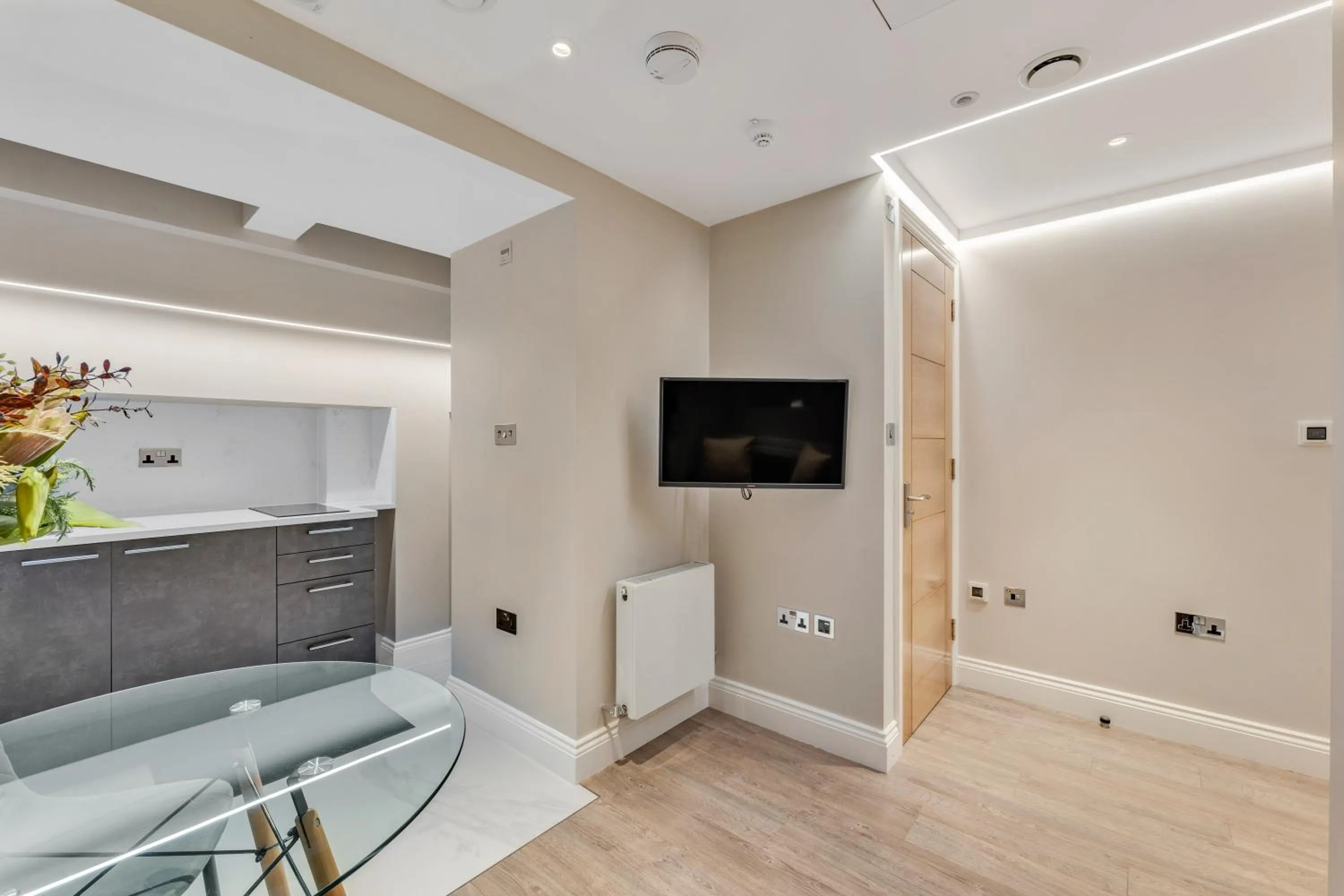 TV and multimedia in Cleveland Residences Farringdon