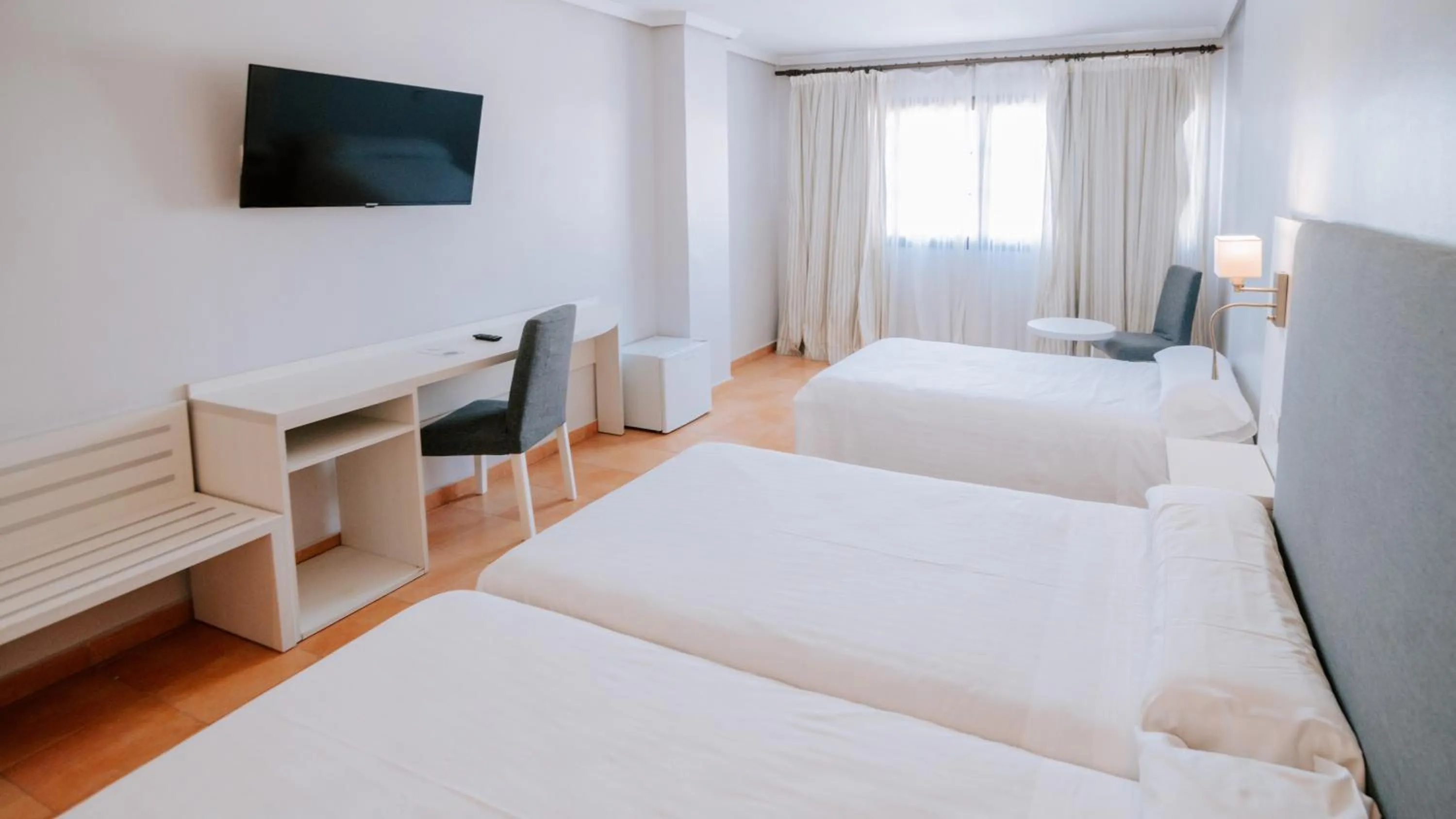 Photo of the whole room, Bed in Hotel Bahia Sur