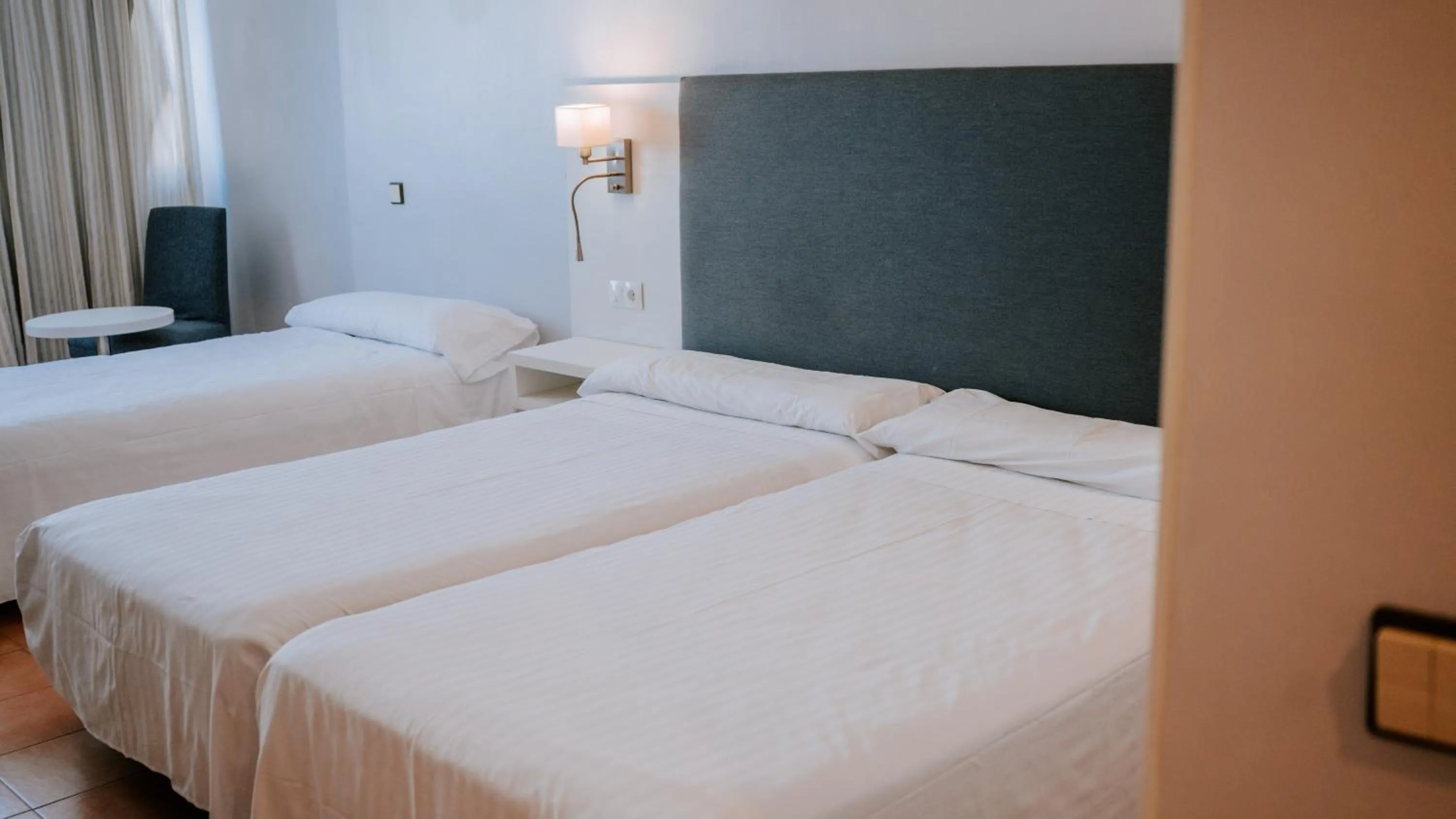 Photo of the whole room, Bed in Hotel Bahia Sur