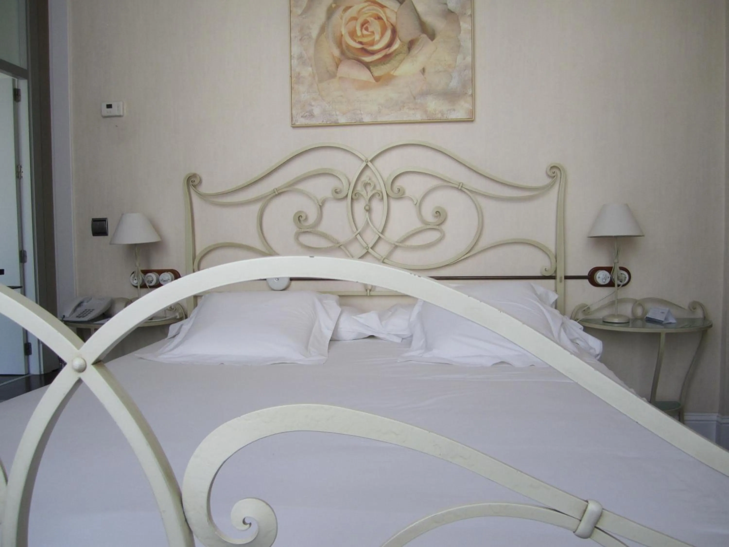 Bed in Hotel Palacio Garvey