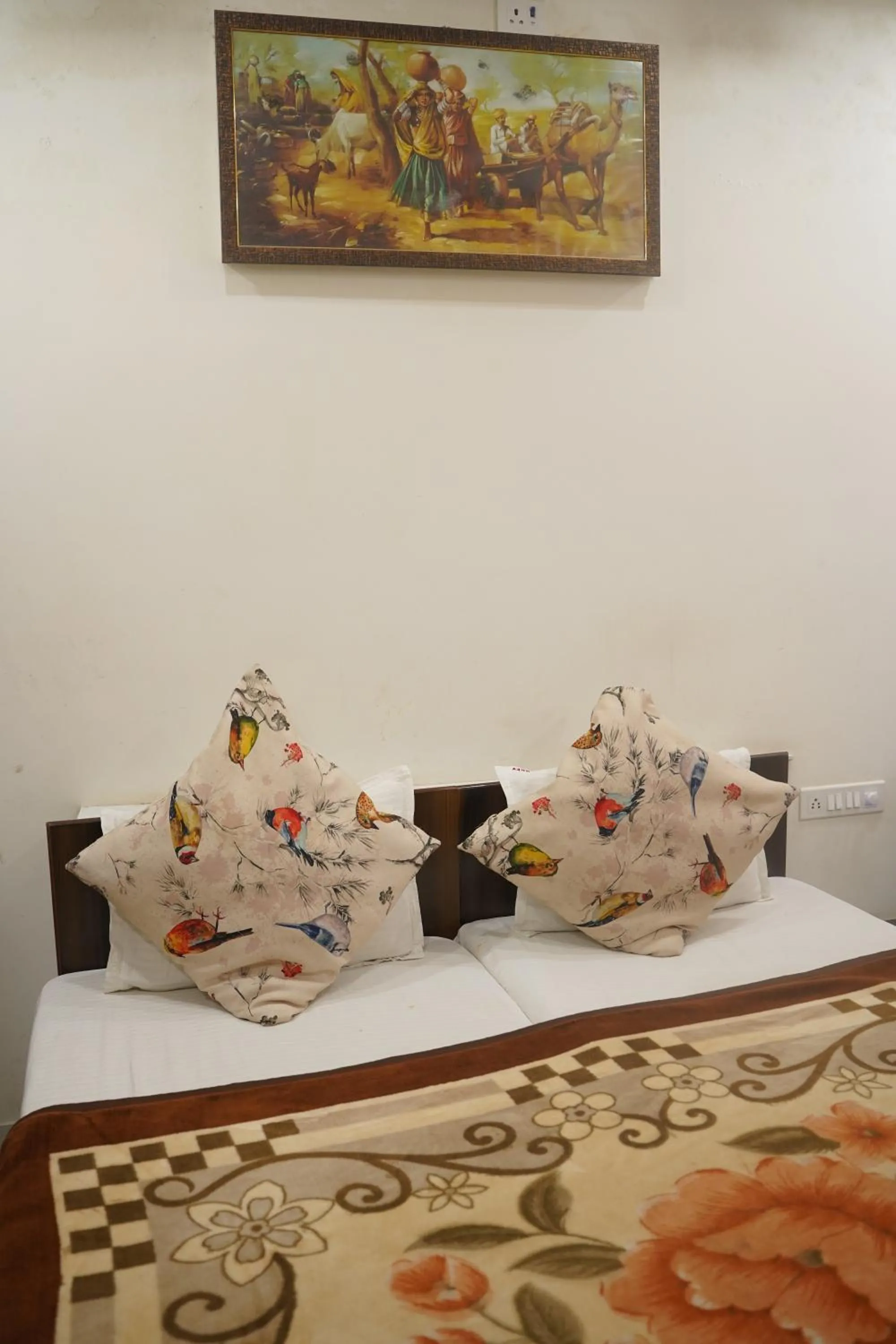 Bed in Hotel Raj Palace