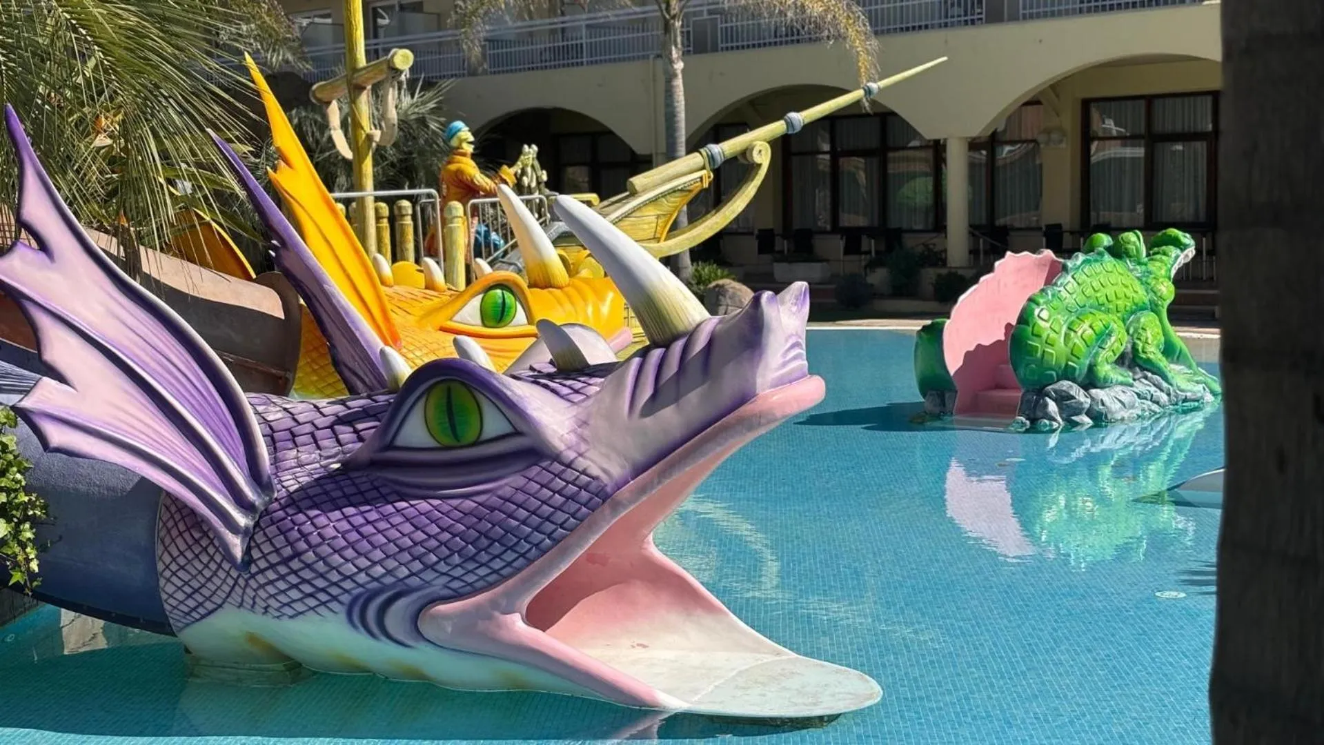 Swimming pool in Evenia Olympic Garden