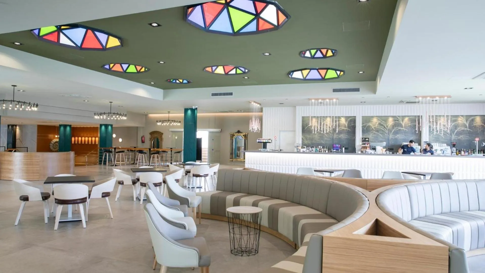 Lounge or bar in Evenia Olympic Suites