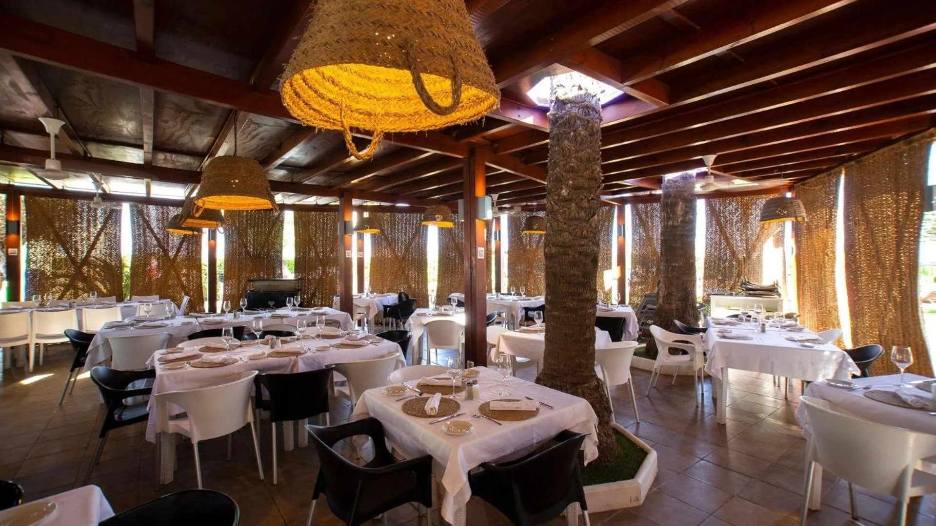 Restaurant/places to eat in Evenia Zoraida Garden