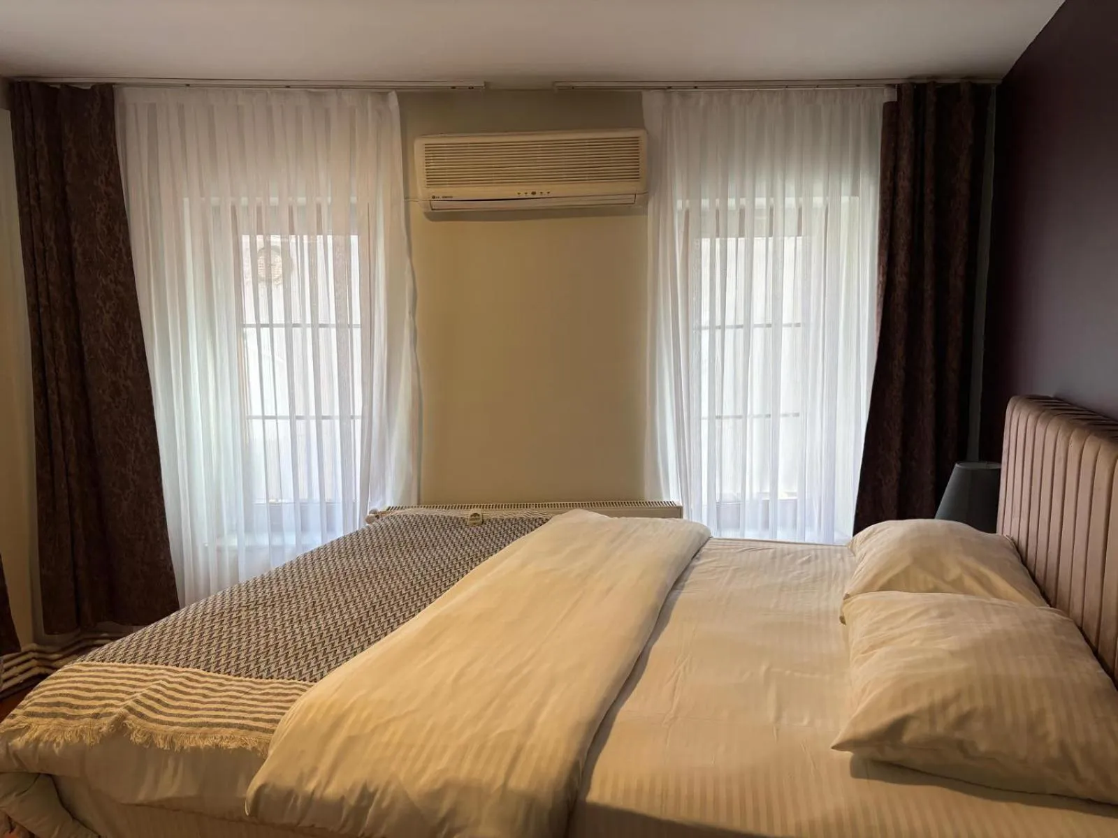 Bed in taksim çamdalı suit