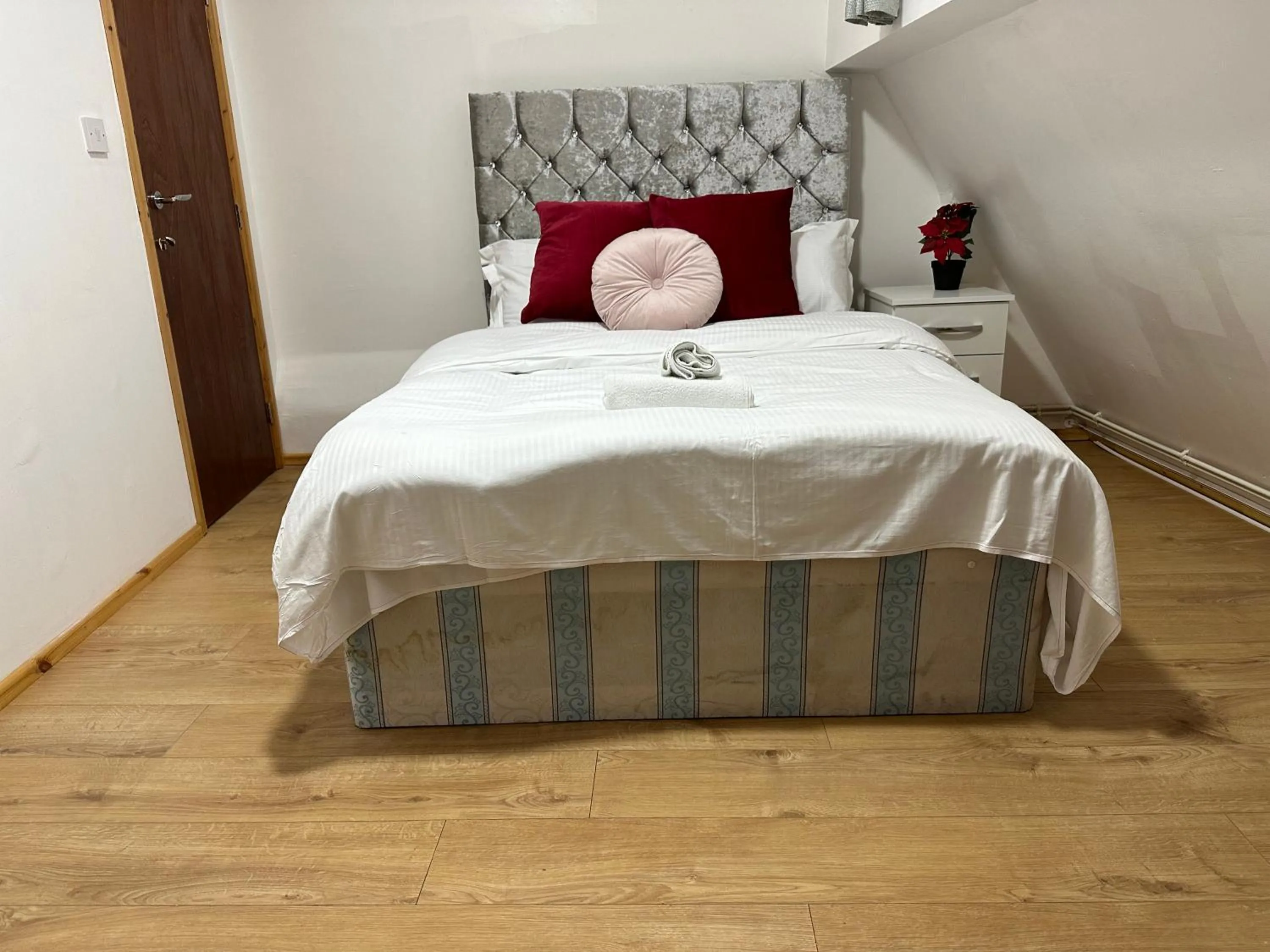 Bed in City Lodge Shadwell