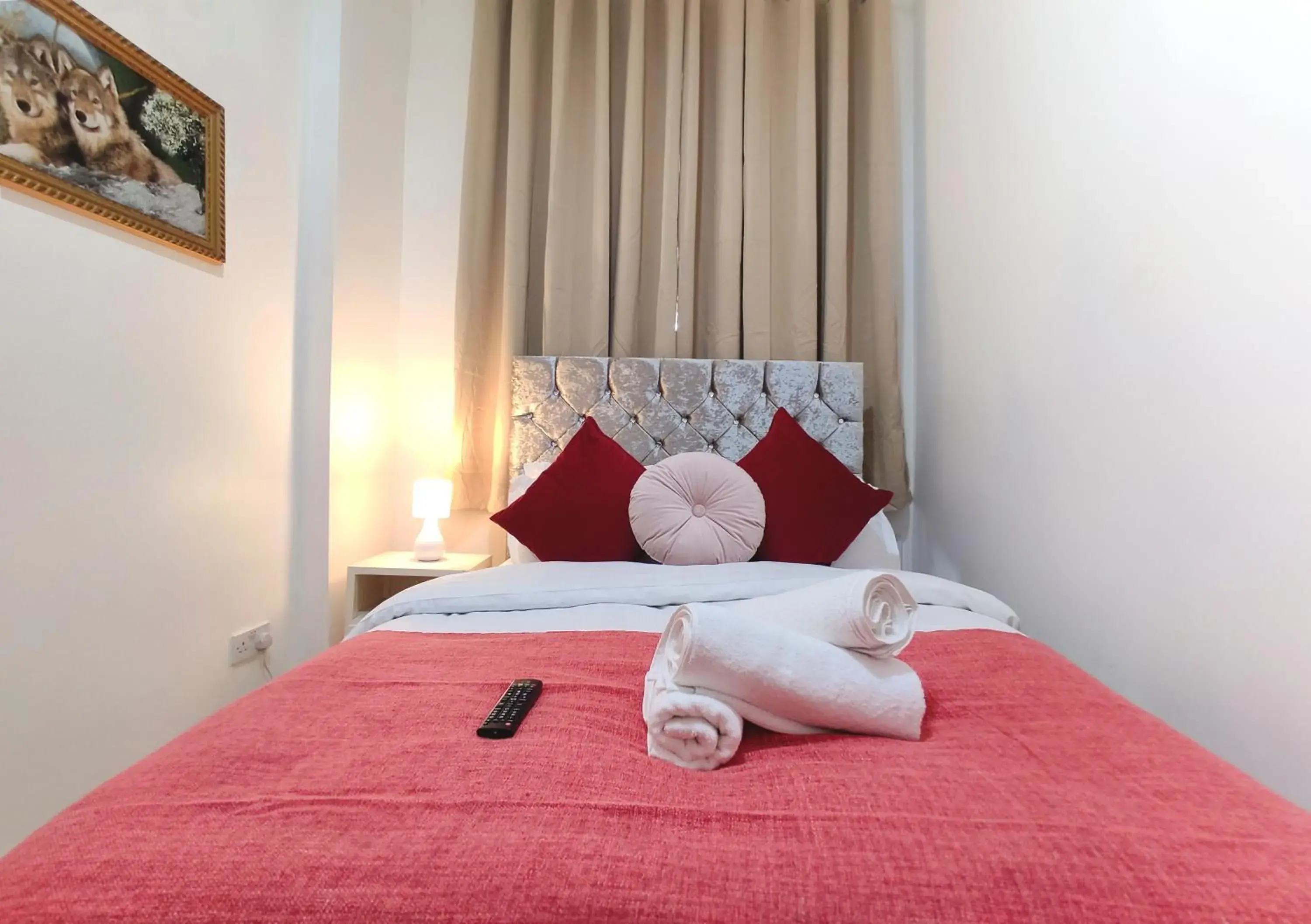 Double Room with Shared Bathroom in City Lodge Shadwell Double Room with Shared Bathroom in City Lodge Shadwell