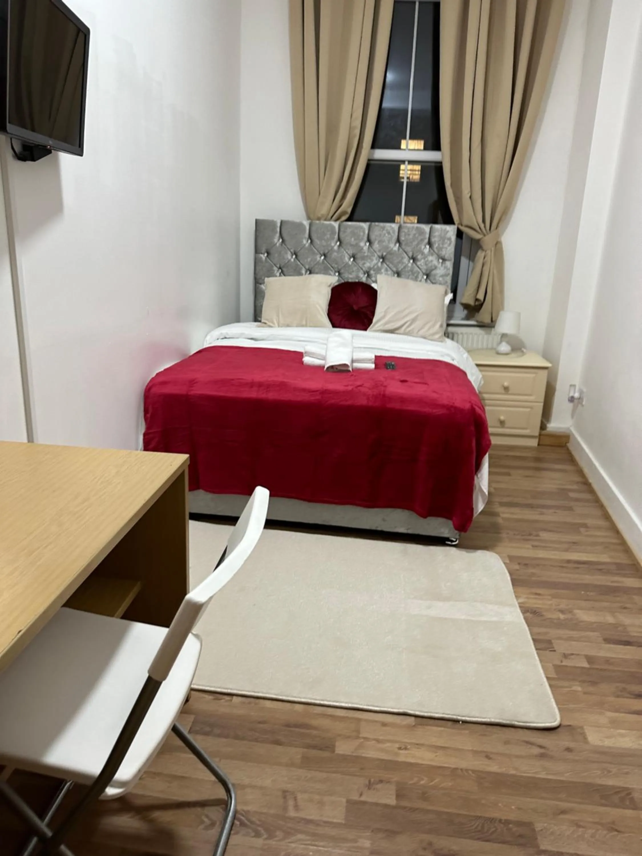 Bed in City Lodge Shadwell