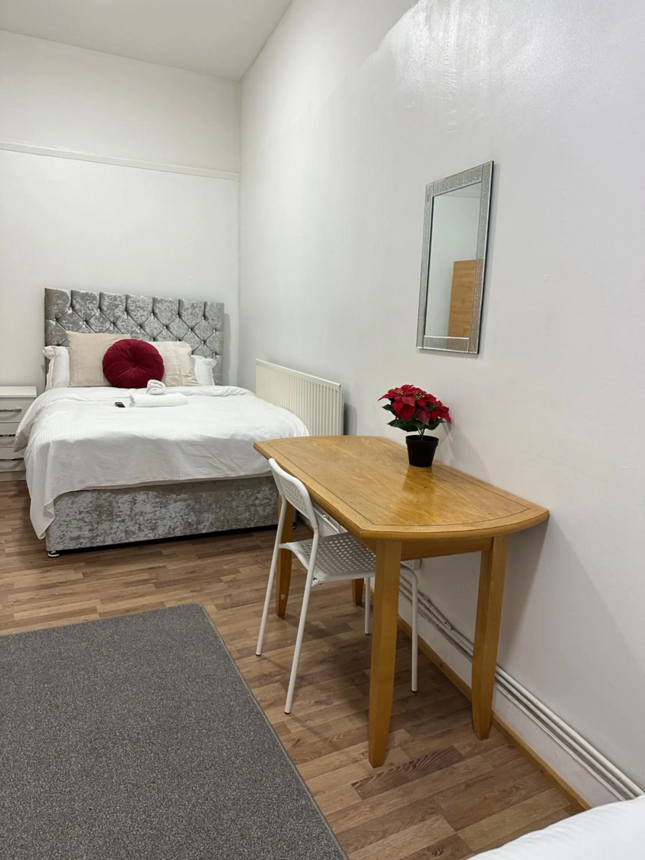 Bed in City Lodge Shadwell