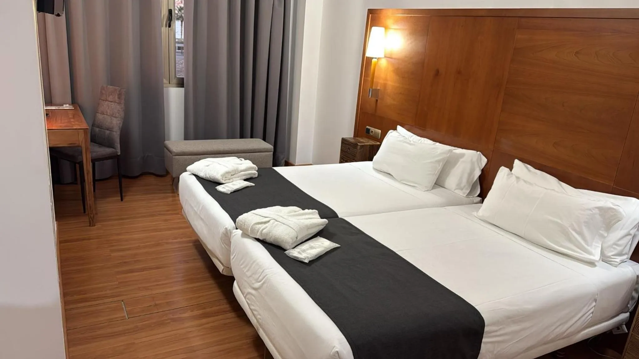 Bed in Hotel Saylu