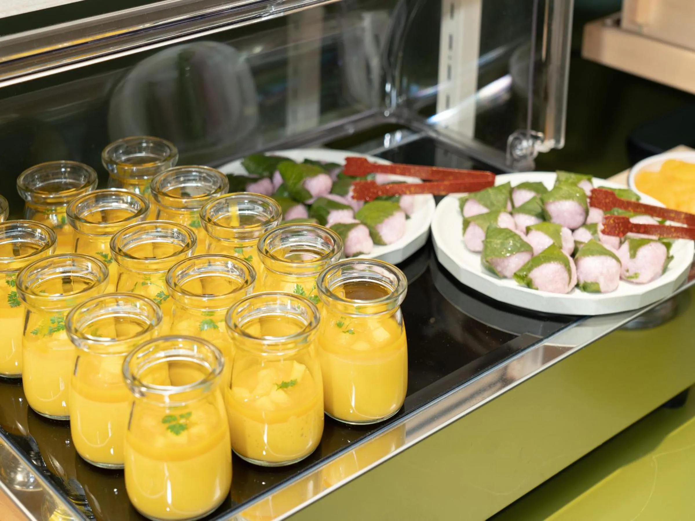 Food and drinks in Vessel Inn Takadanobaba Station